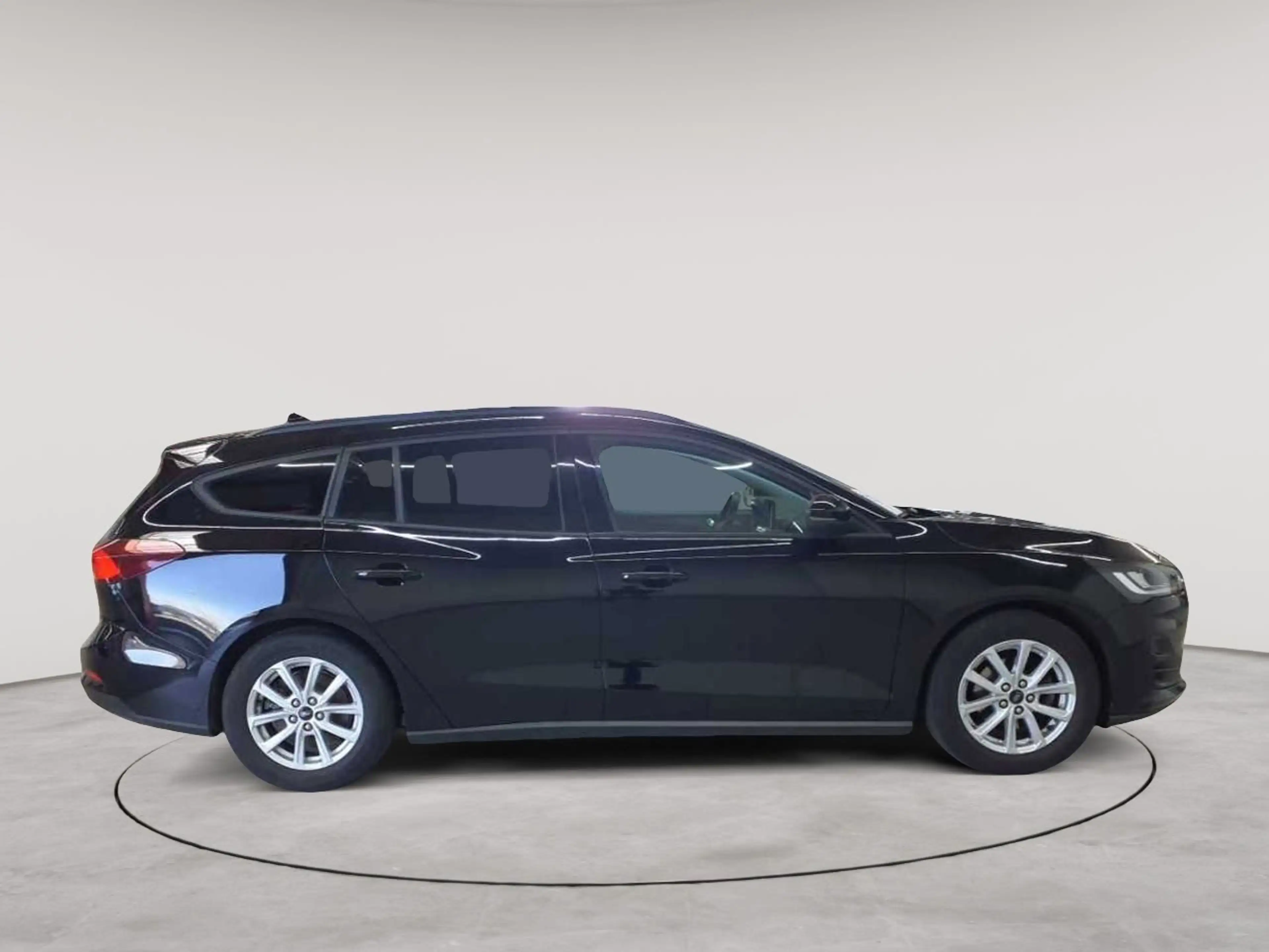 Ford Focus Focus Turnier 1.5 EB Aut. COOL&CONNECT — photo 3