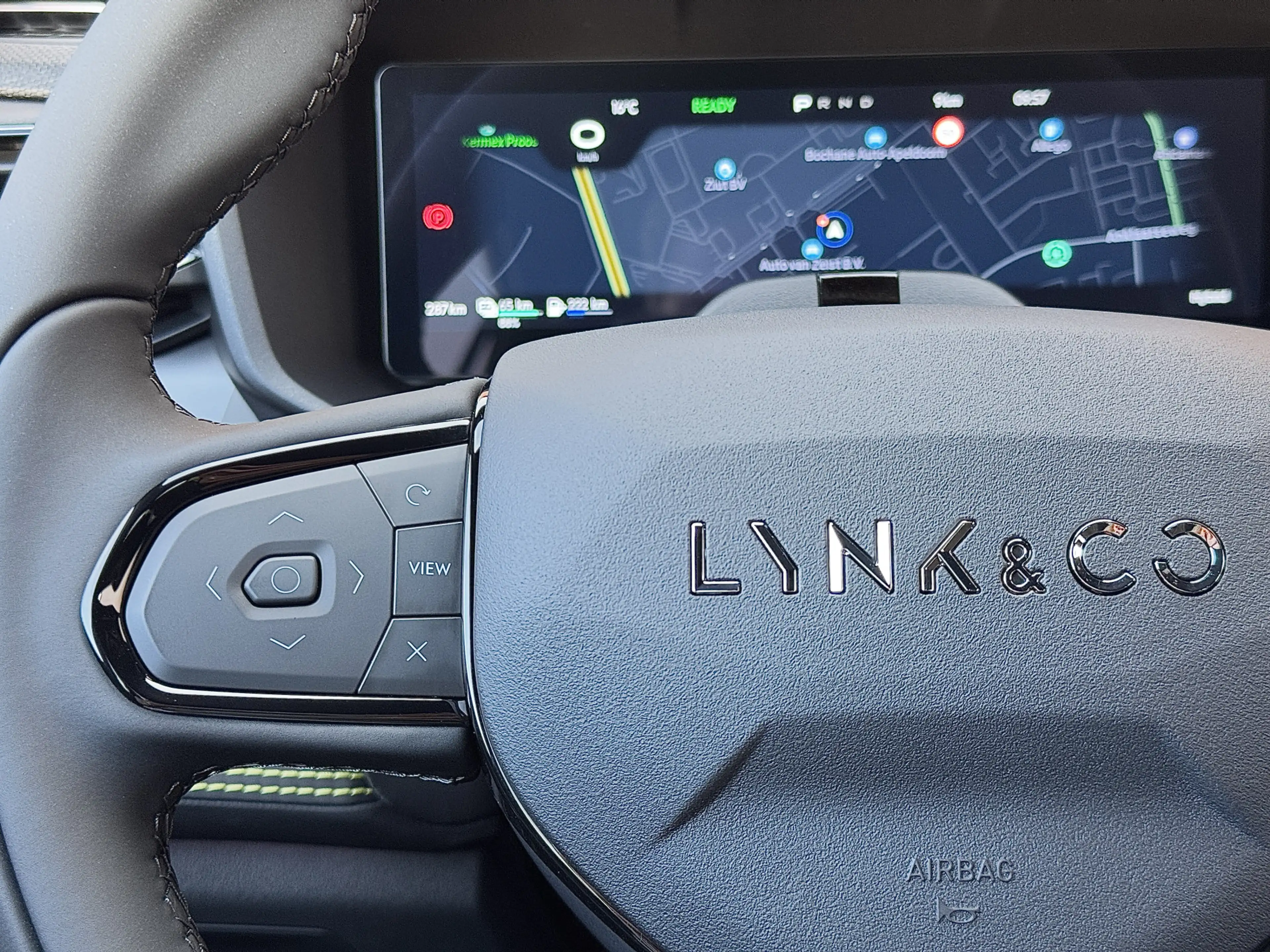 Lynk & Co 01 1.5 More | Panoramadak | Leder | 360° Camera | 20" — photo 31