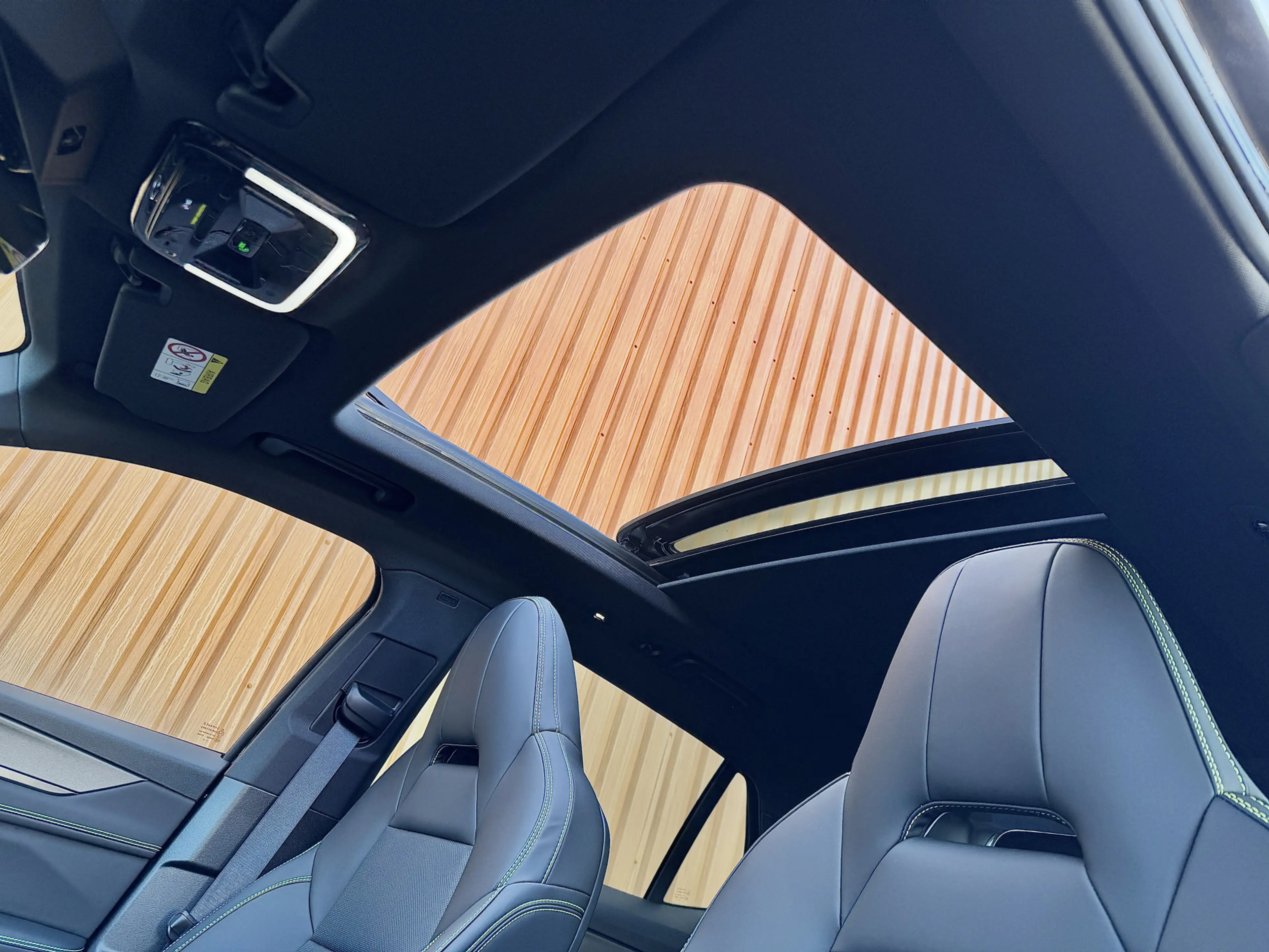 Lynk & Co 01 1.5 More | Panoramadak | Leder | 360° Camera | 20" — photo 28