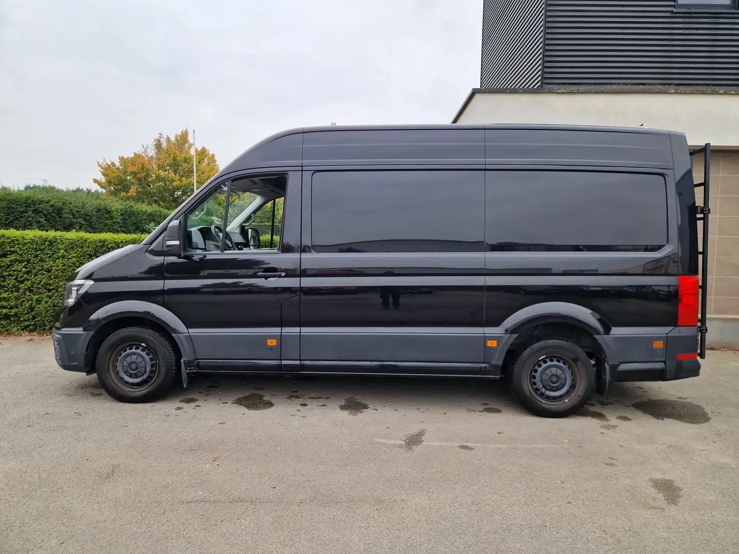 Volkswagen Crafter 140Pk Manueel Navi - Camera - 3000Kg trekhaak Zwart - 2