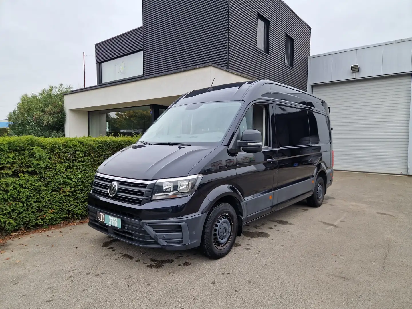 Volkswagen Crafter 140Pk Manueel Navi - Camera - 3000Kg trekhaak Zwart - 1