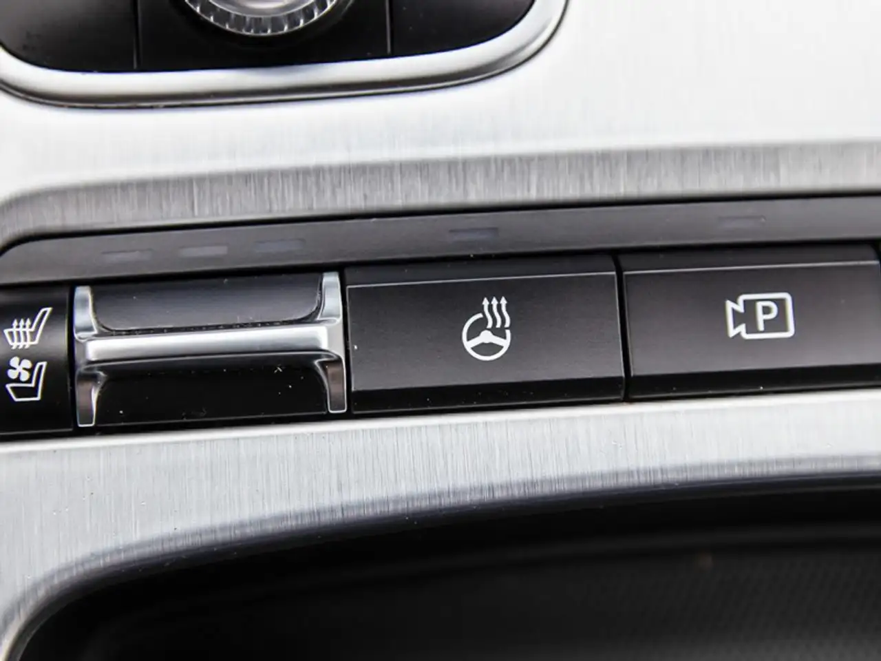 Kia Stinger photo Kia Stinger