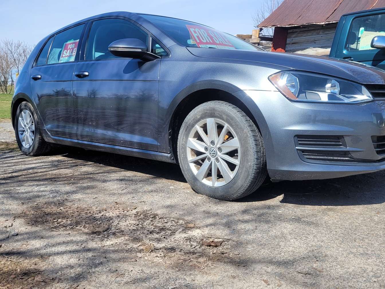 2016 Volkswagen Golf 5dr HB Man 1.8 TSI Trendline alt 2