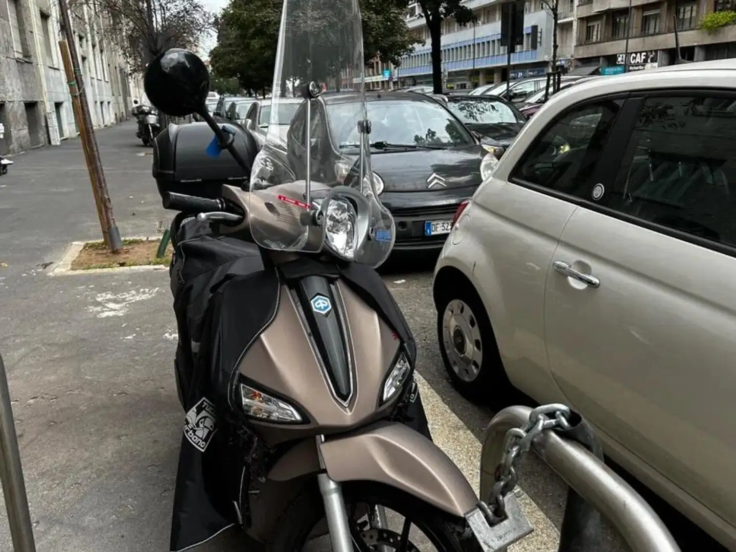 Piaggio Liberty 125 Grigio - 2