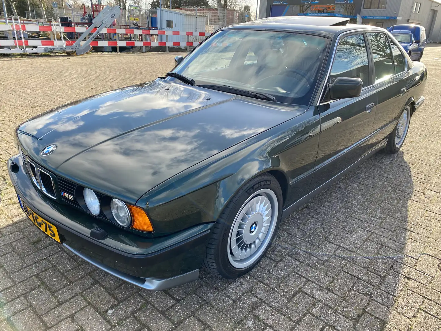 BMW M5 3,6 e34 Zielony - 1