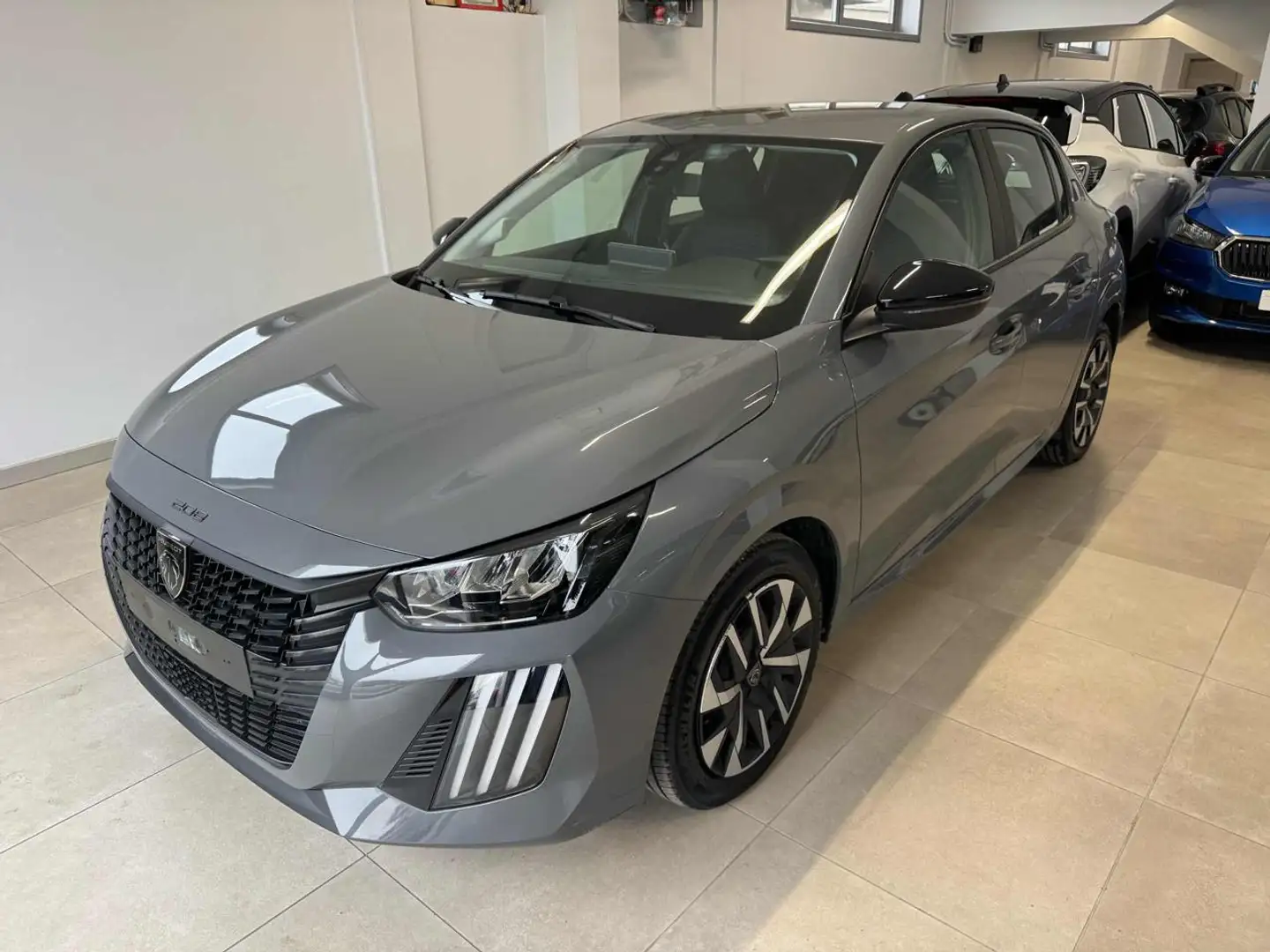 Peugeot 208 PureTech 100 Stop&Start 5 porte Active Grigio - 1
