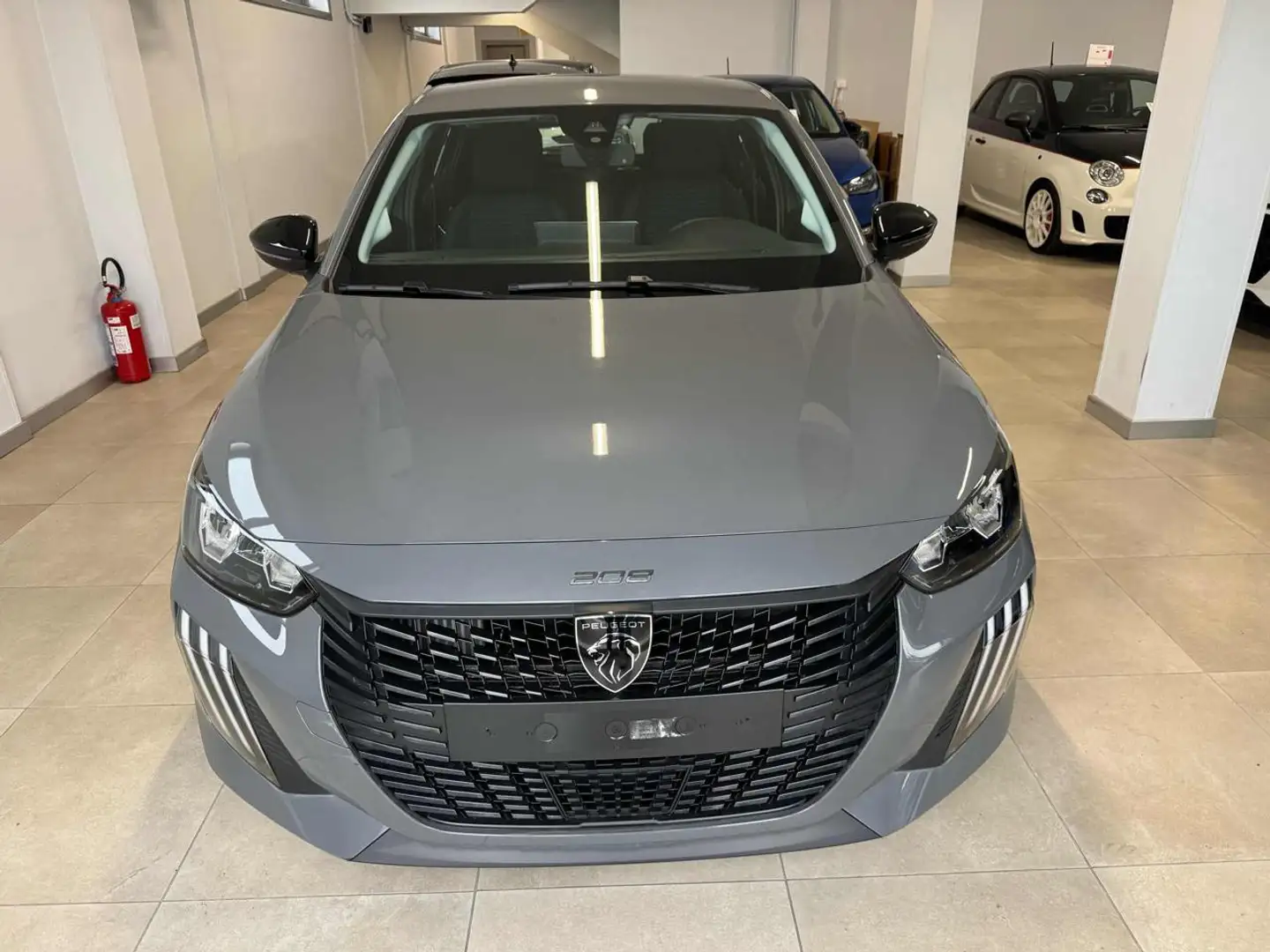 Peugeot 208 PureTech 100 Stop&Start 5 porte Active Grigio - 2