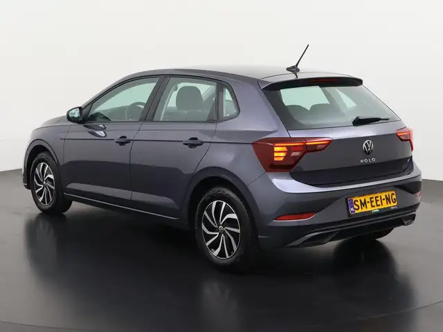 Volkswagen Polo view 6