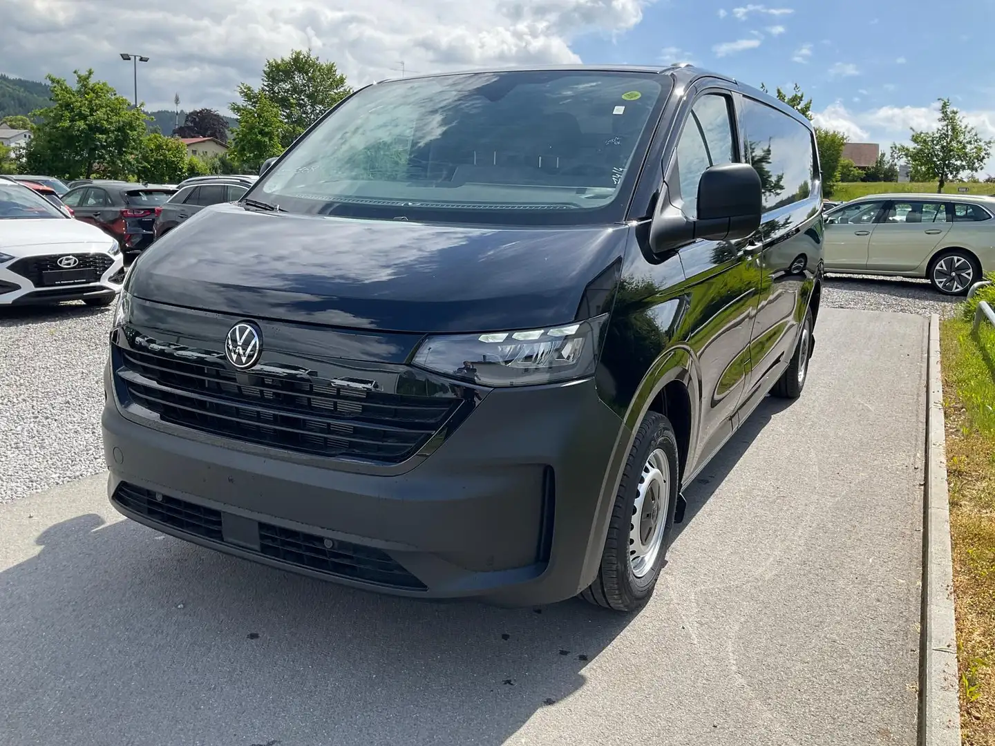 Volkswagen T7 Transporter TDI DSG LR (lang), Navi, Kamera, LED, Klima, sofor Чёрный - 2