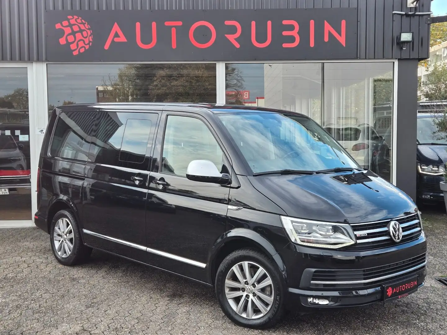Volkswagen T6 Multivan Highline 4Motion el.Schiebe/AHK/LED Schwarz - 1