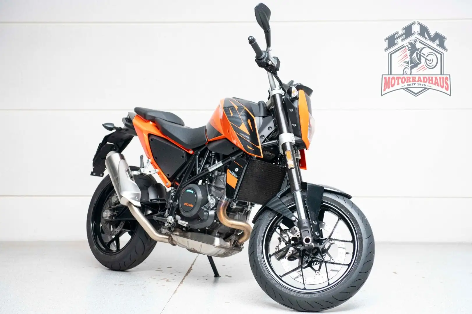 KTM 690 Duke Orange - 2