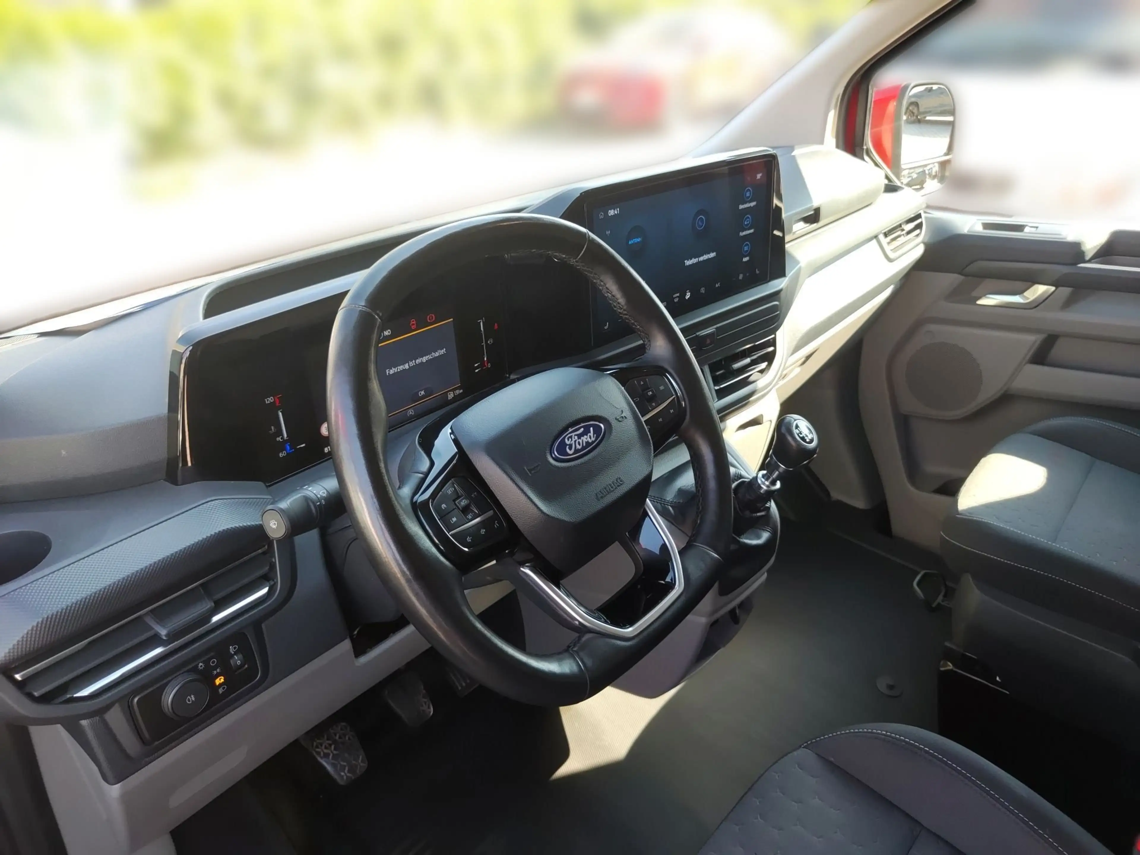 Ford Transit Custom 300 L1 Limited — photo 12