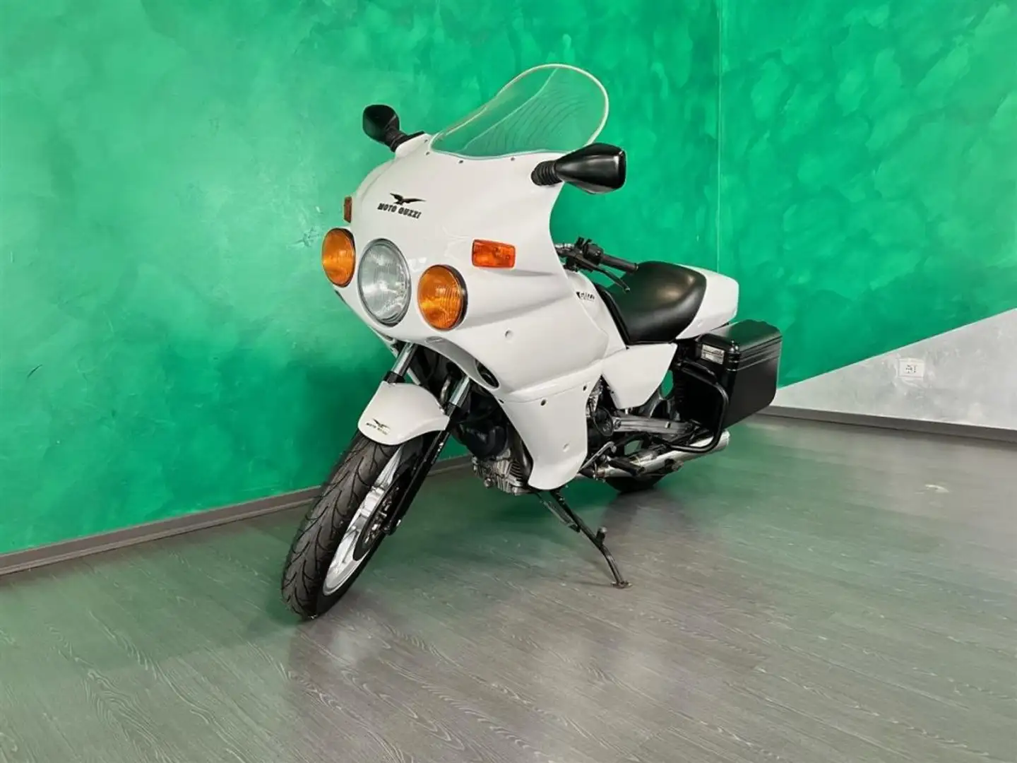 Moto Guzzi V 75 *TOTALMENTE RESTAURATA* Blanco - 1