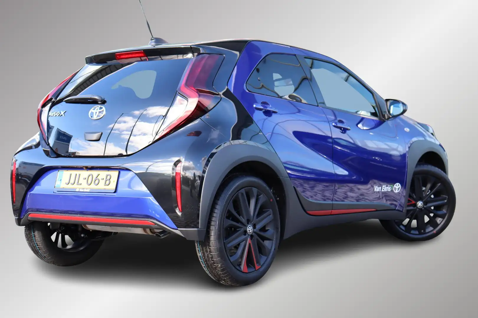 Toyota Aygo X 1.0 VVT-i MT Pulse, Apple Carplay, Android auto, A Bleu - 2