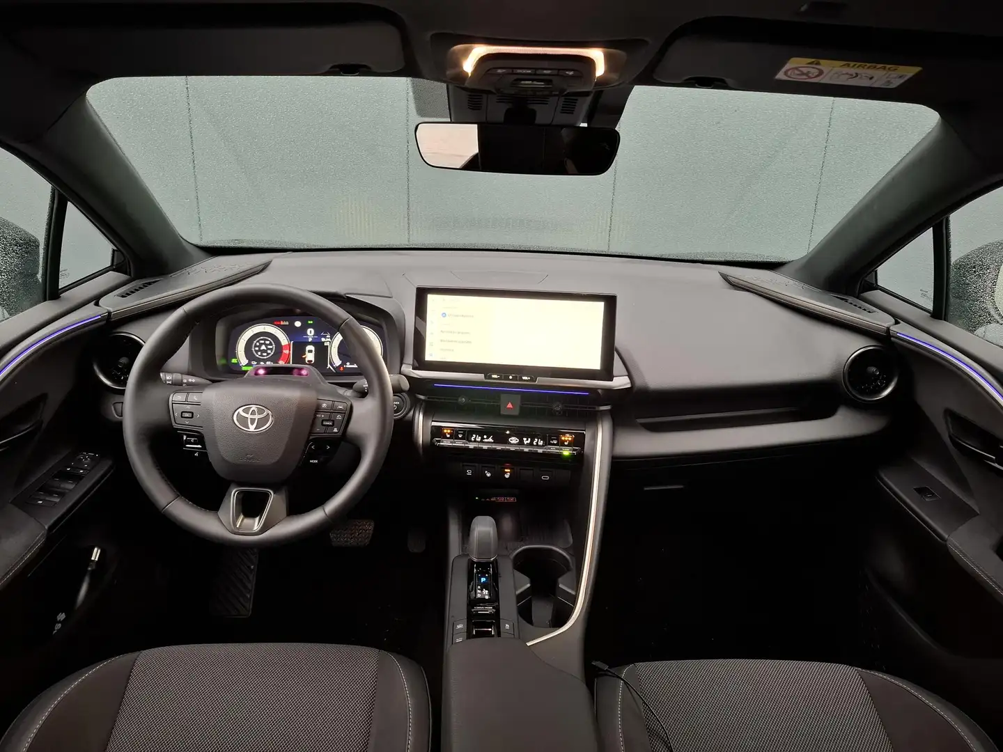 Toyota C-HR 2.0 Plug-in Hybrid 220 Executive | Stoel/stuur ver Schwarz - 2