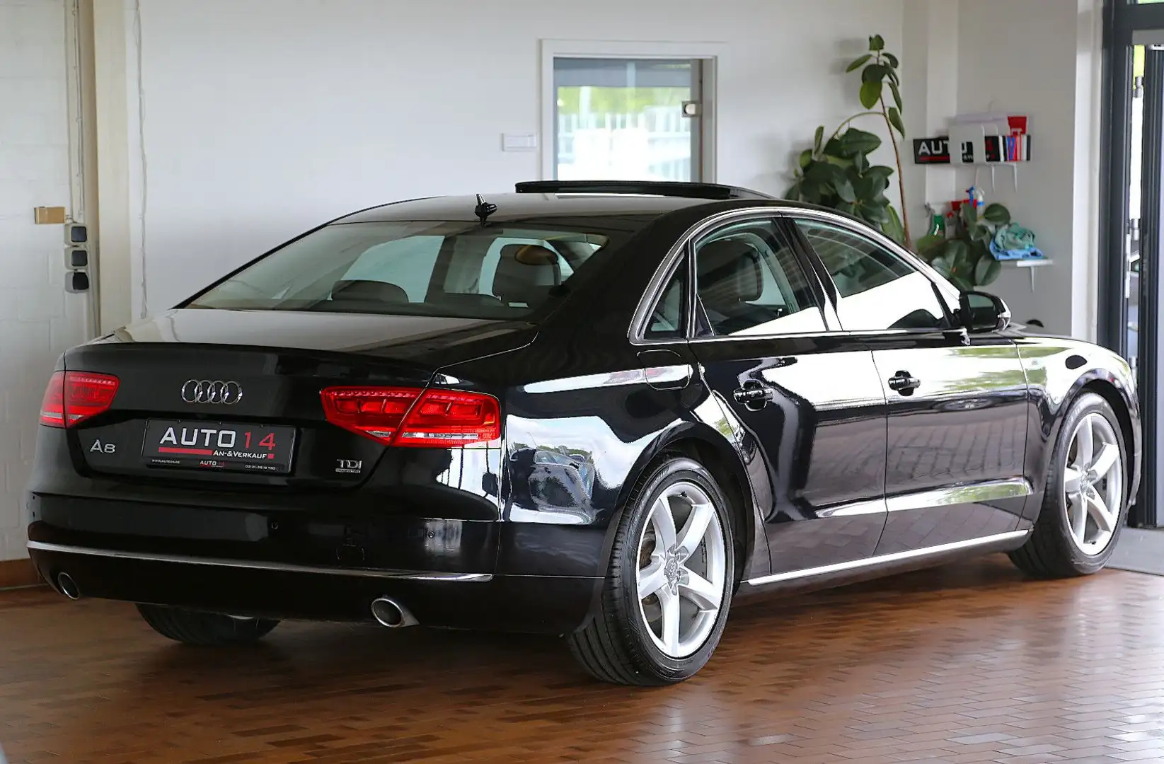 Audi A8 3.0 TDI quattro GSHD Bose Standhz. Kamera TV Schwarz - 2