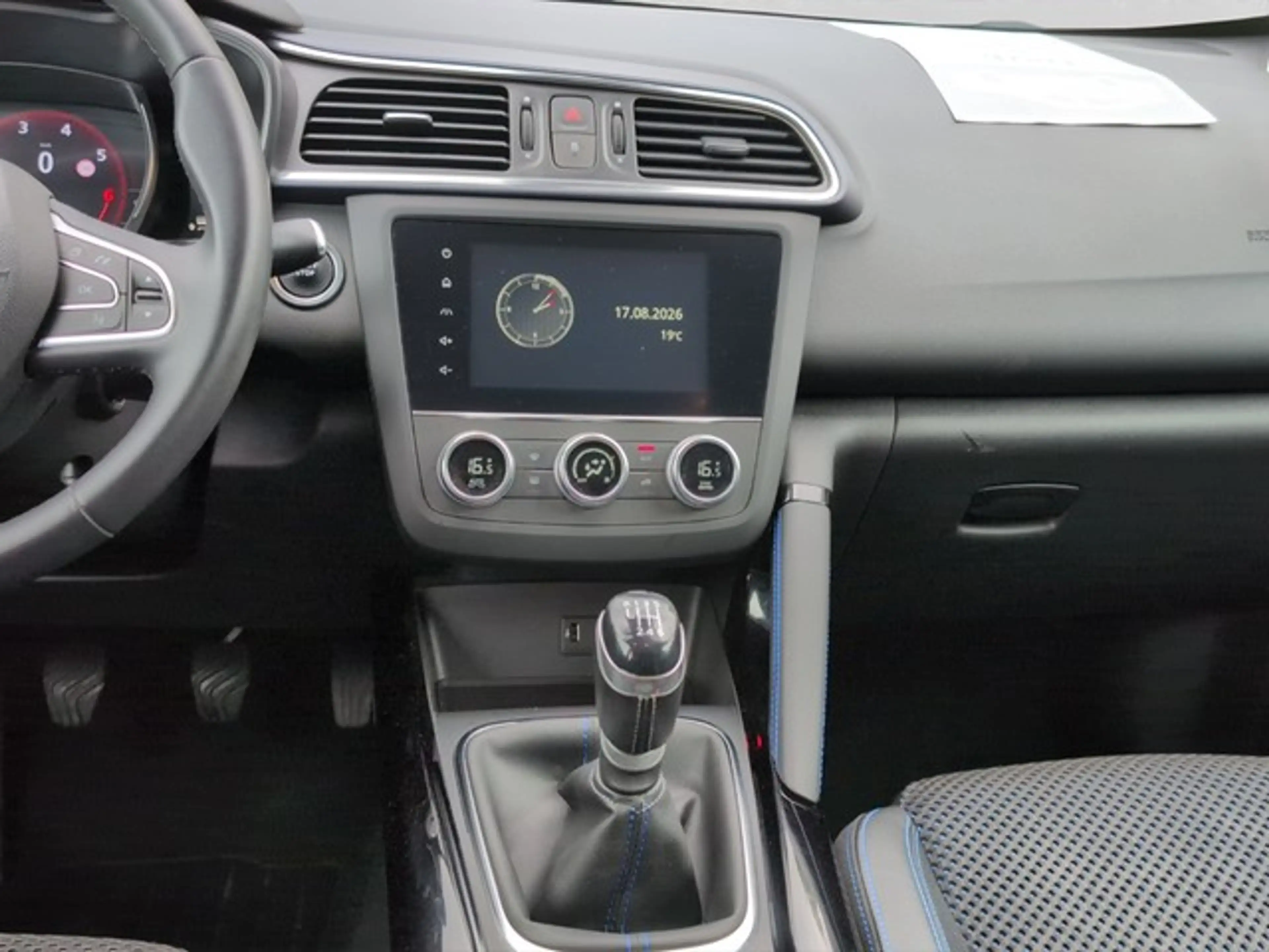 Renault Kadjar (06.2015->) DE - SUV5 Limited — photo 9