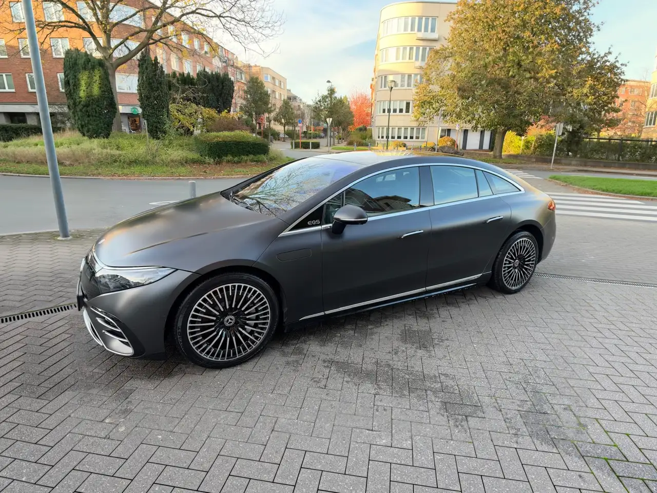 Mercedes-Benz EQS