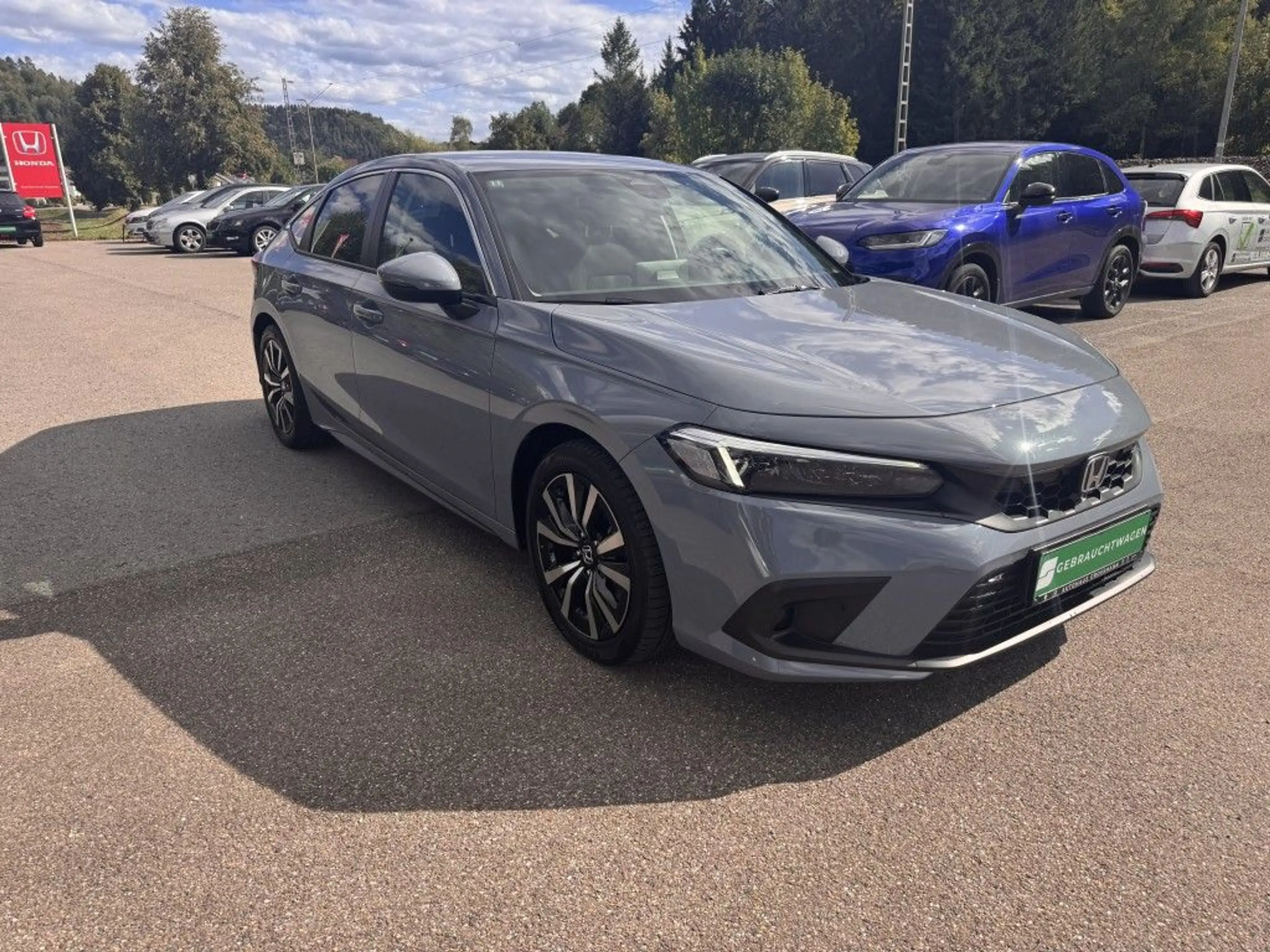 Honda Civic e:HEV 2.0 i-MMD Hybrid Elegance — photo 8