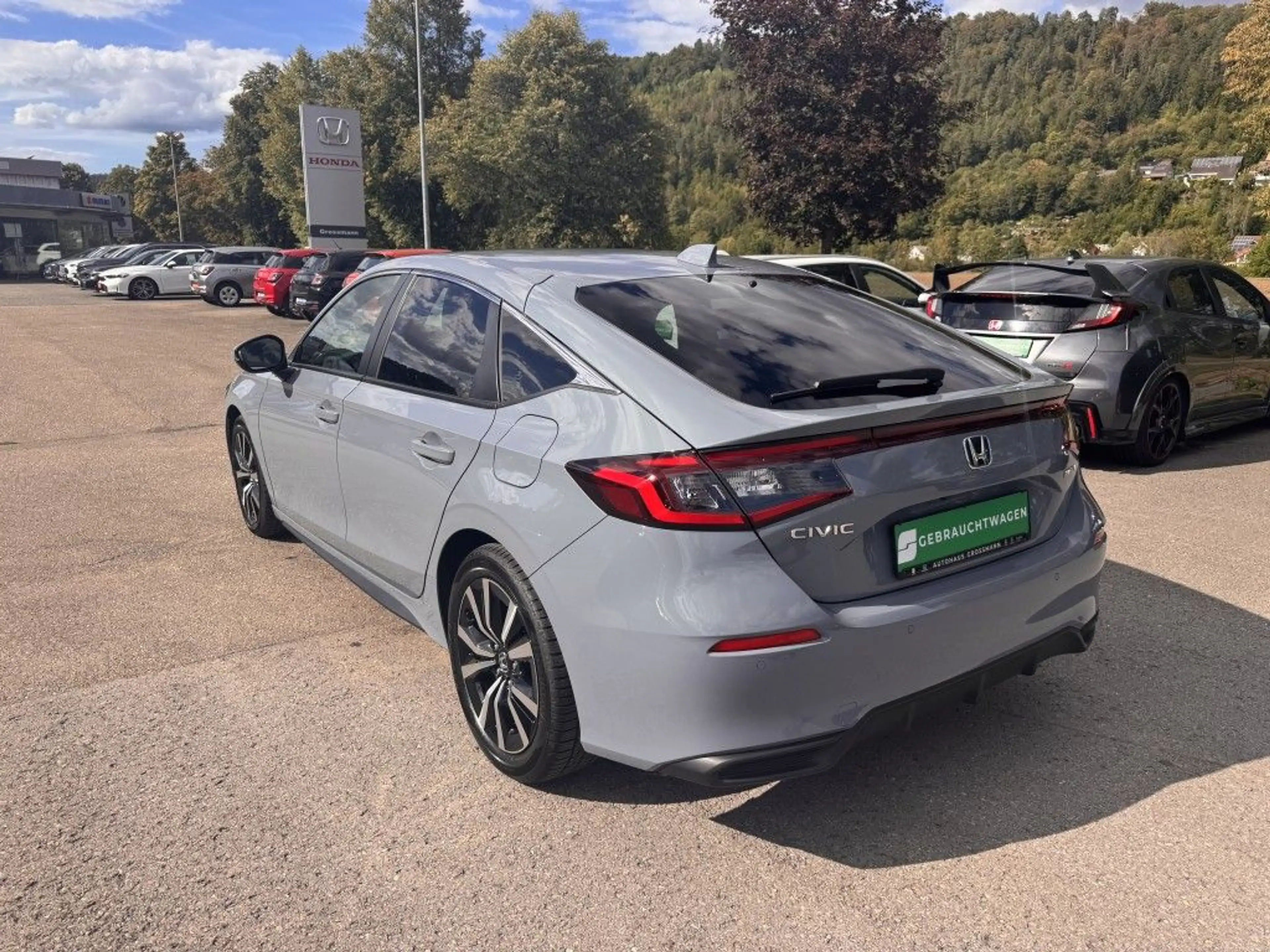 Honda Civic e:HEV 2.0 i-MMD Hybrid Elegance — photo 4