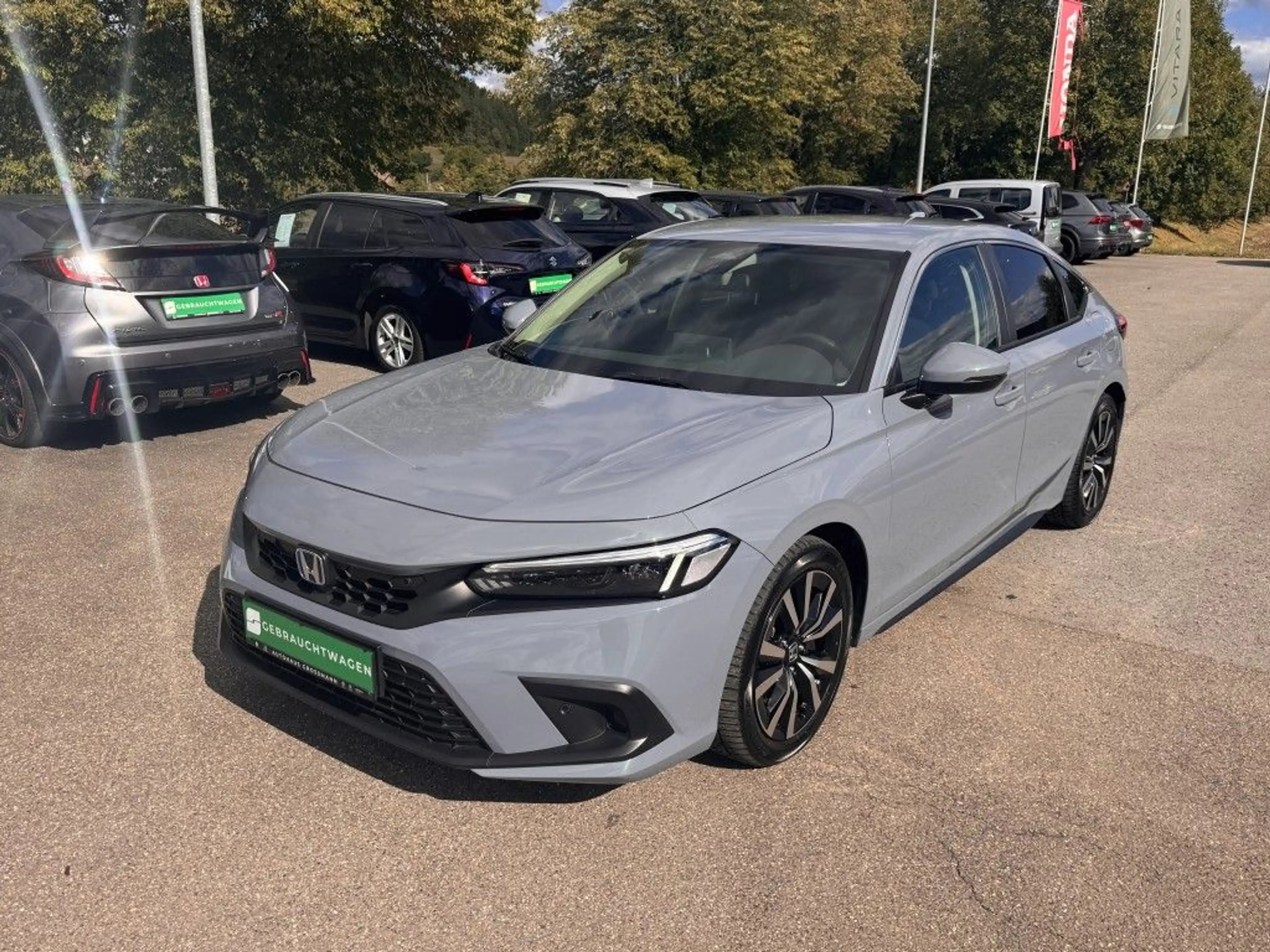 Honda Civic e:HEV 2.0 i-MMD Hybrid Elegance — photo 2