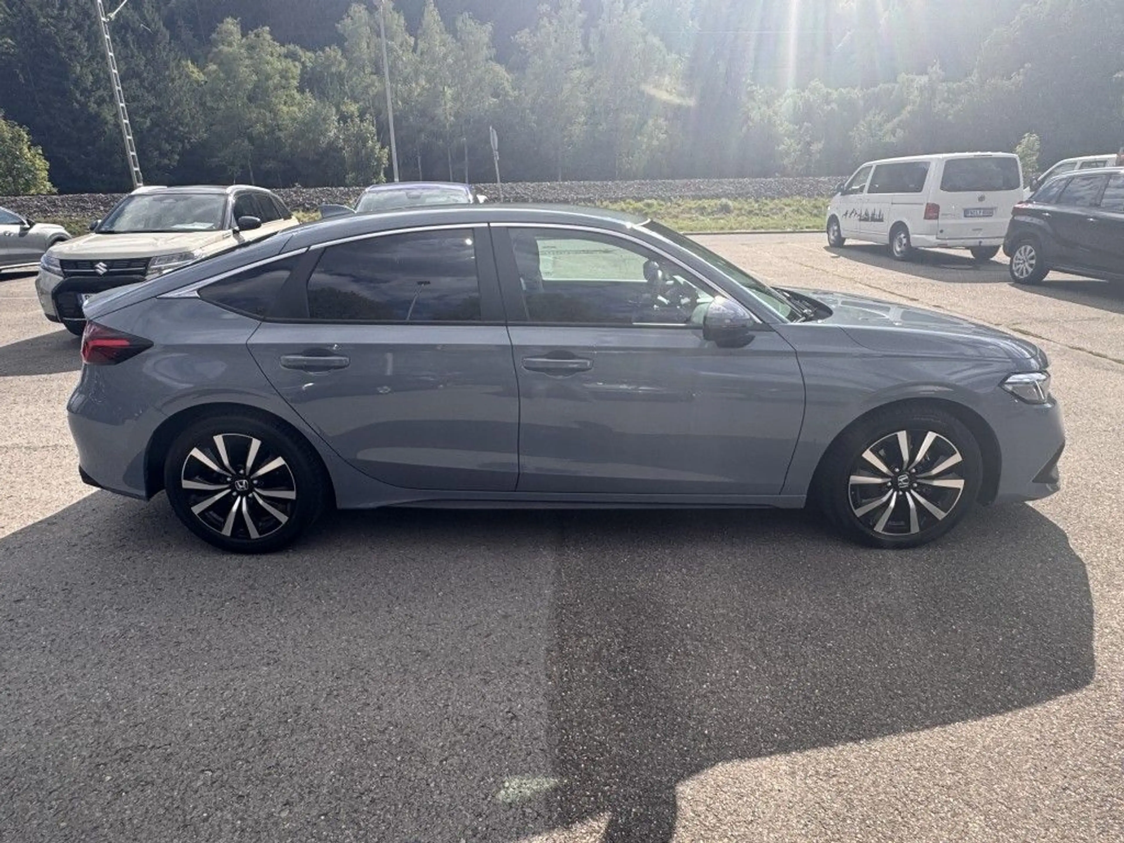Honda Civic e:HEV 2.0 i-MMD Hybrid Elegance — photo 7