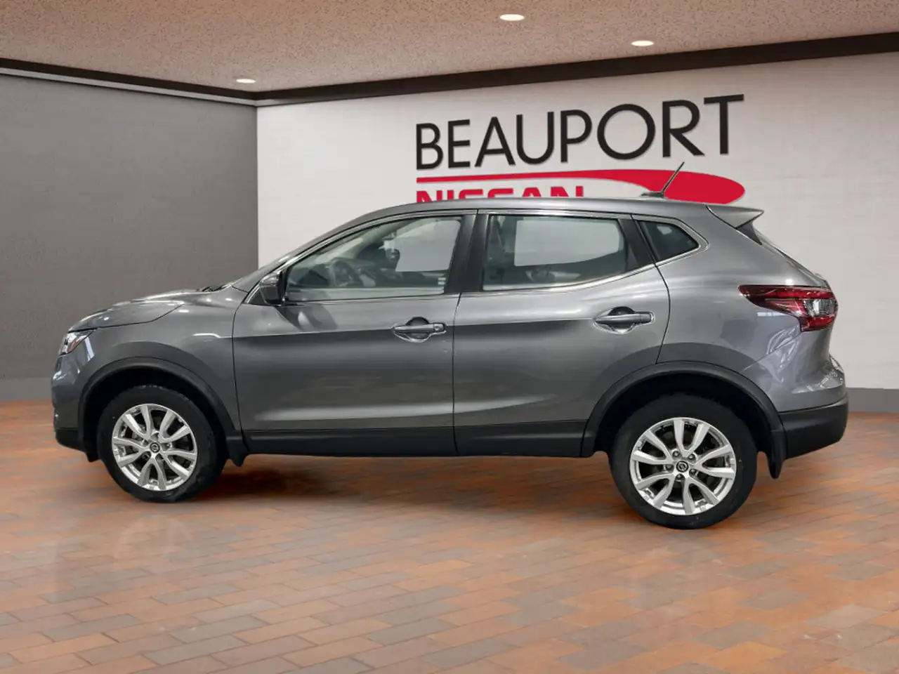 Nissan Qashqai снимка Nissan Qashqai