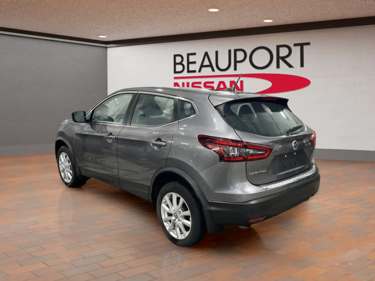 Nissan Qashqai снимка Nissan Qashqai