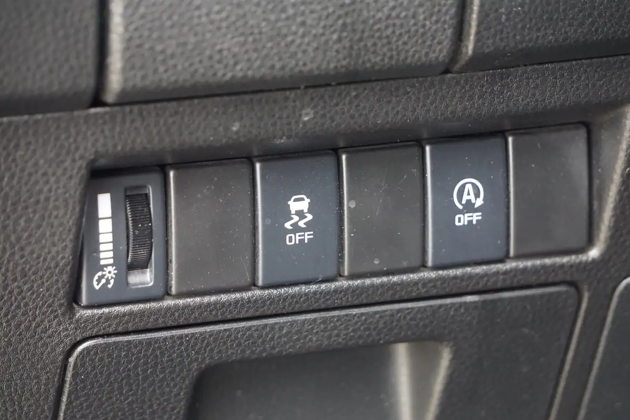 Isuzu D-Max 2022 — фото 9