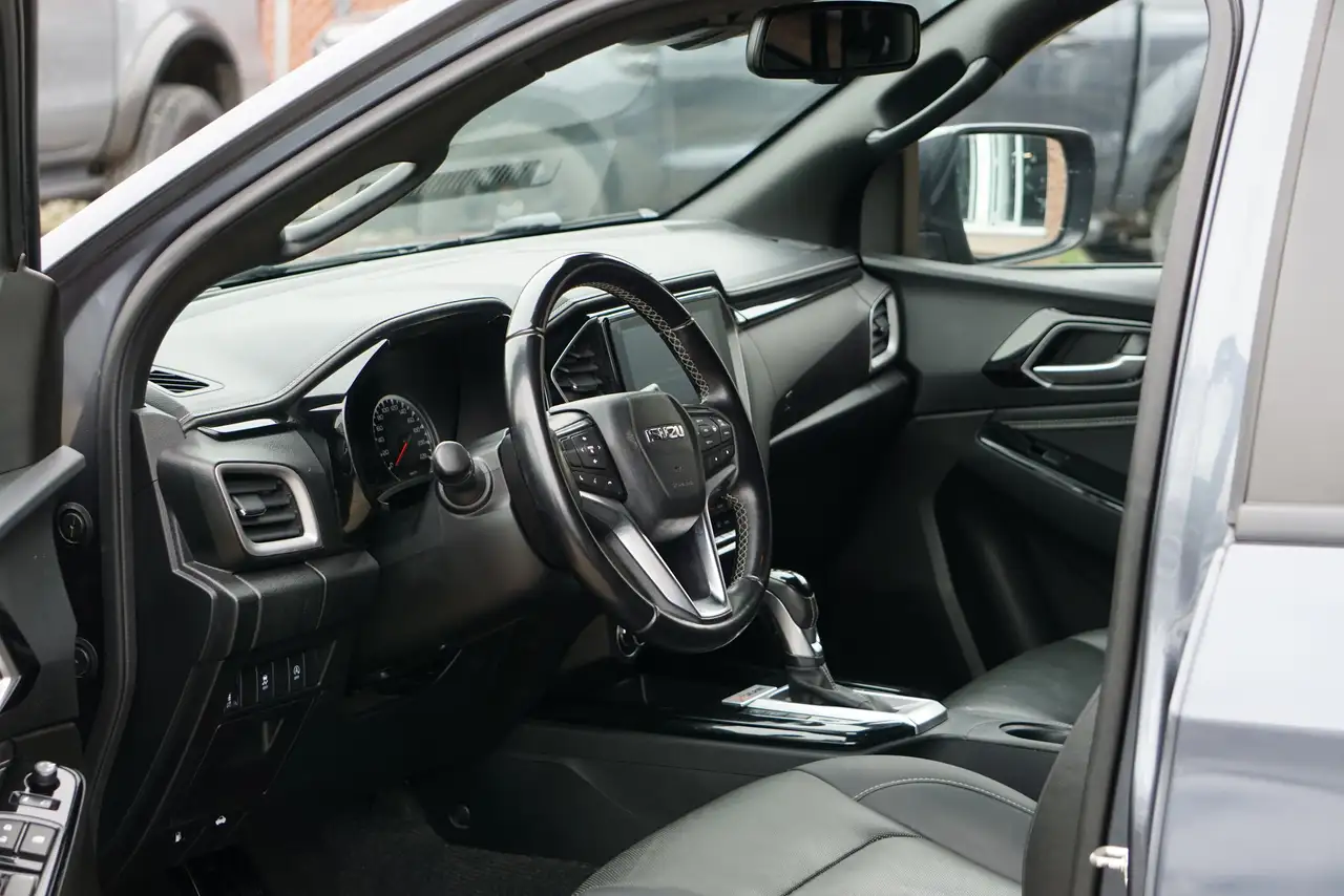 Isuzu D-Max 2022 — фото 7