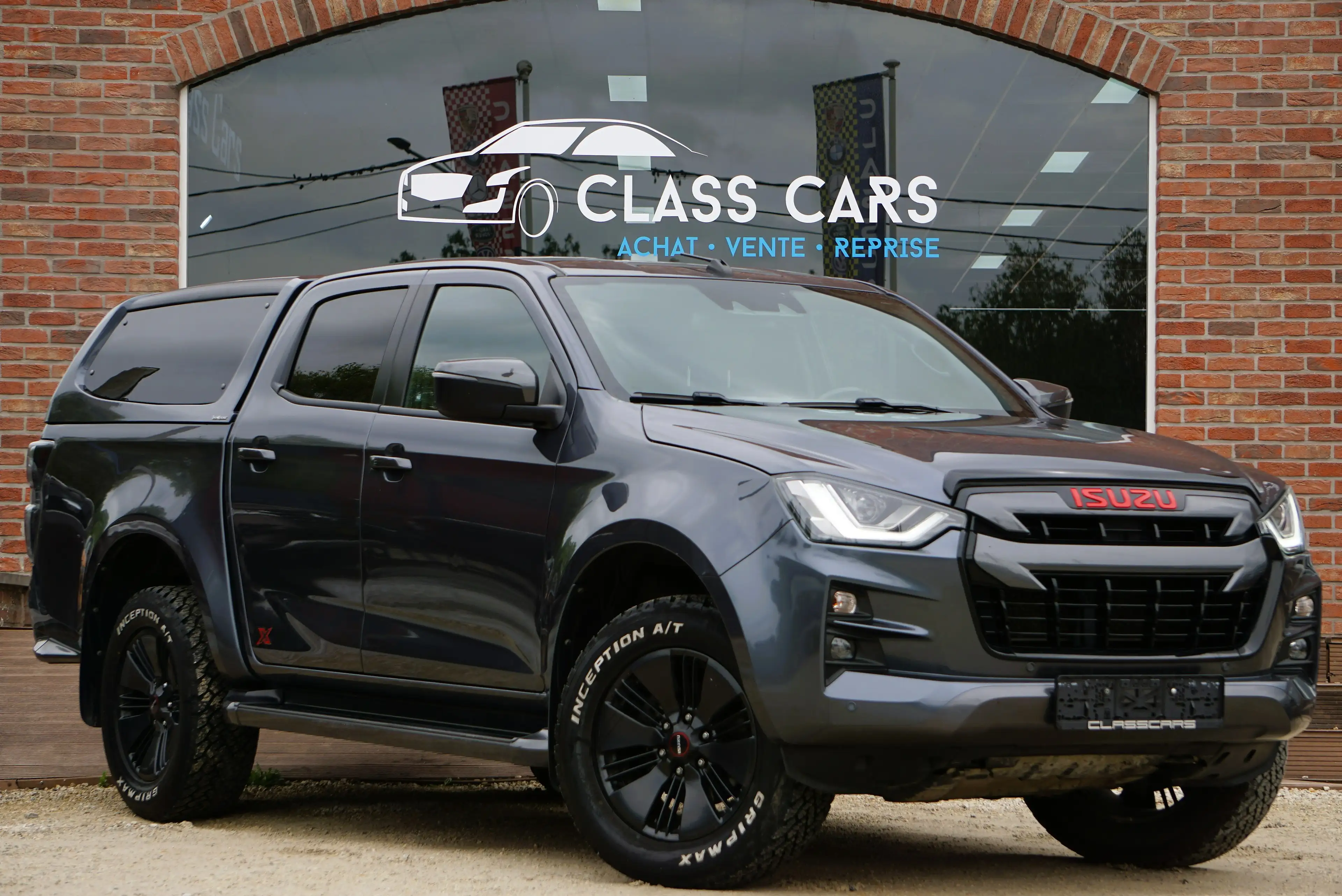 Isuzu D-Max 1.9 TURBO D 4WD X-SERIES HARDTOP CARPLAY CARNET COMPLET — photo 2