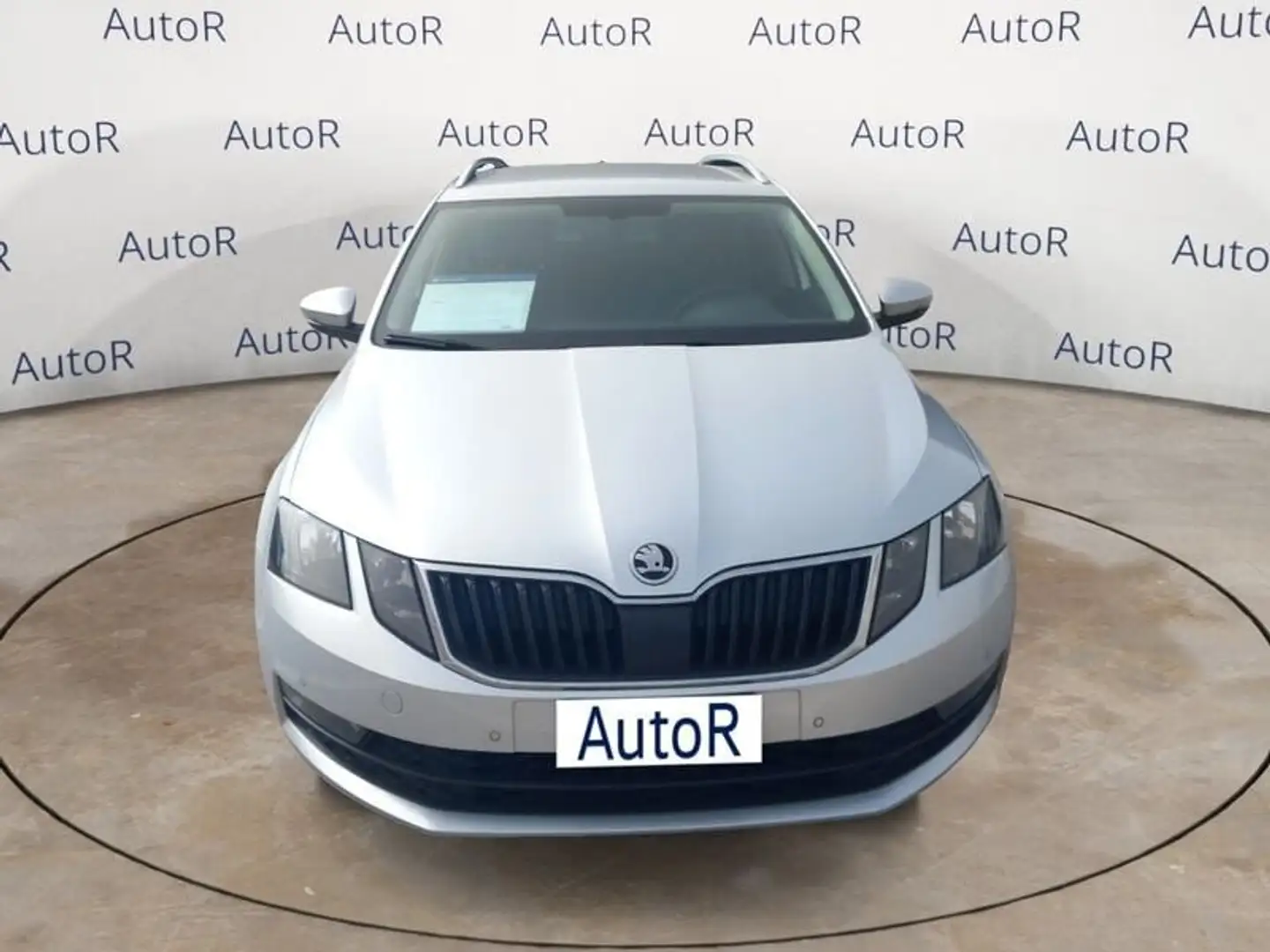 Skoda Octavia 1.5 DSG Wagon Executive G-Tec Argento - 2