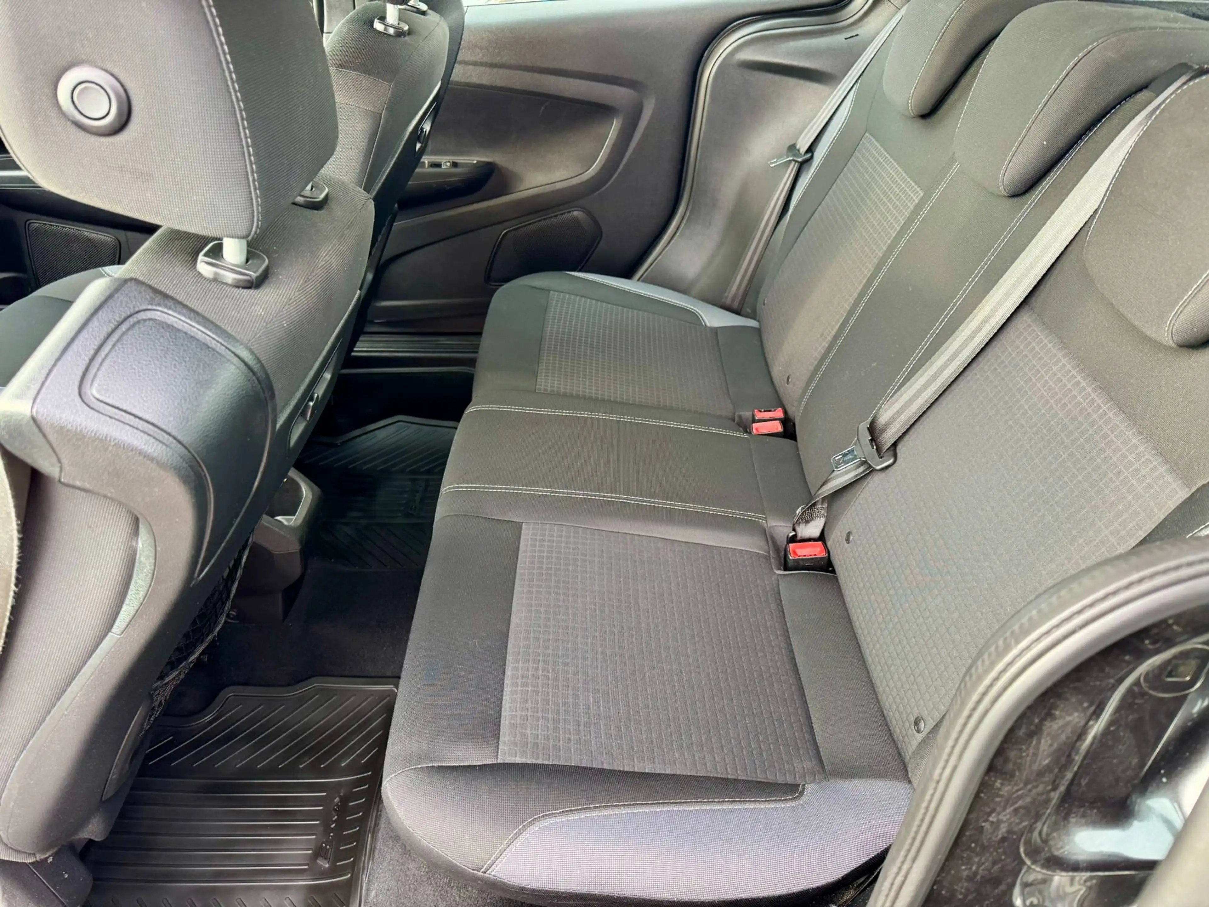 Ford B-Max 1.0 EcoBoost Trend_ ZAHNRIEMEN NEU — photo 14