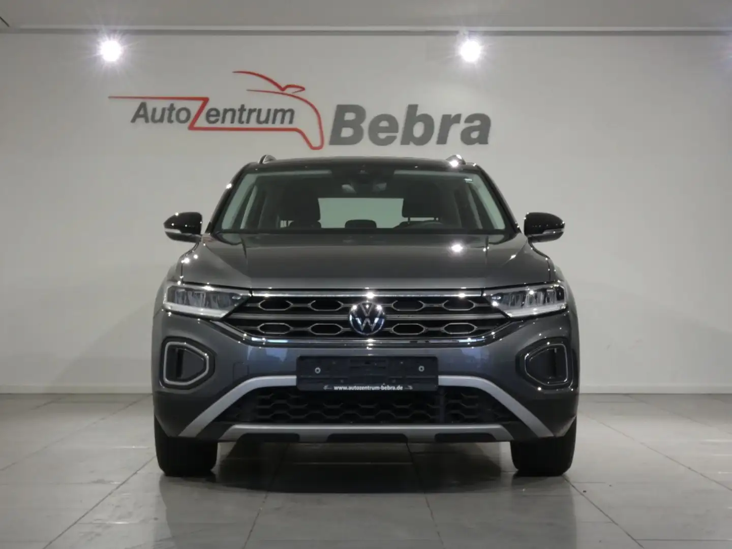 Volkswagen T-Roc 2.0 TDI Life LED/Navi/SHZ/PDC/Alu/MFL/ACC Grau - 2