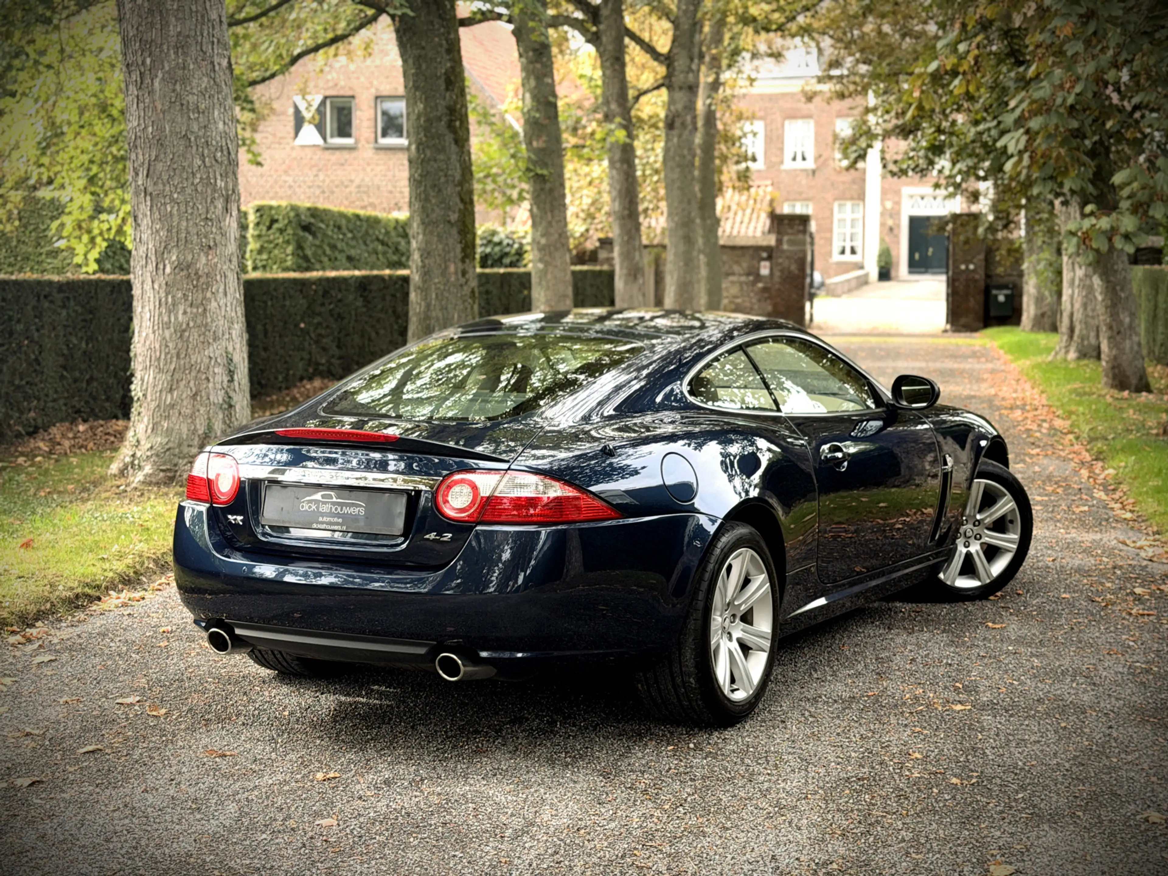 Jaguar XK 4.2 V8 Coupé / BTW-AUTO / YOUNGTIMER / TOP! — photo 2