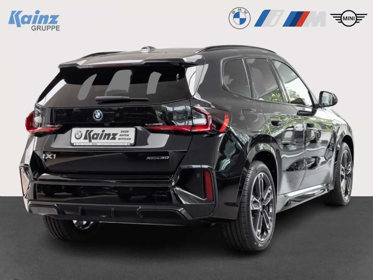 BMW iX1 xDrive30 M Sportpaket M-Paket/Navi/ACC/AHK/H Schwarz - 2