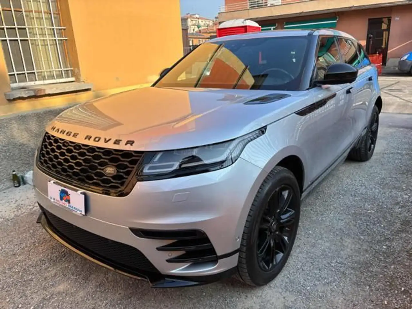 Land Rover Range Rover Velar 2.0D I4 180 CV R-Dynamic HSE "ProMMo" Gris - 1