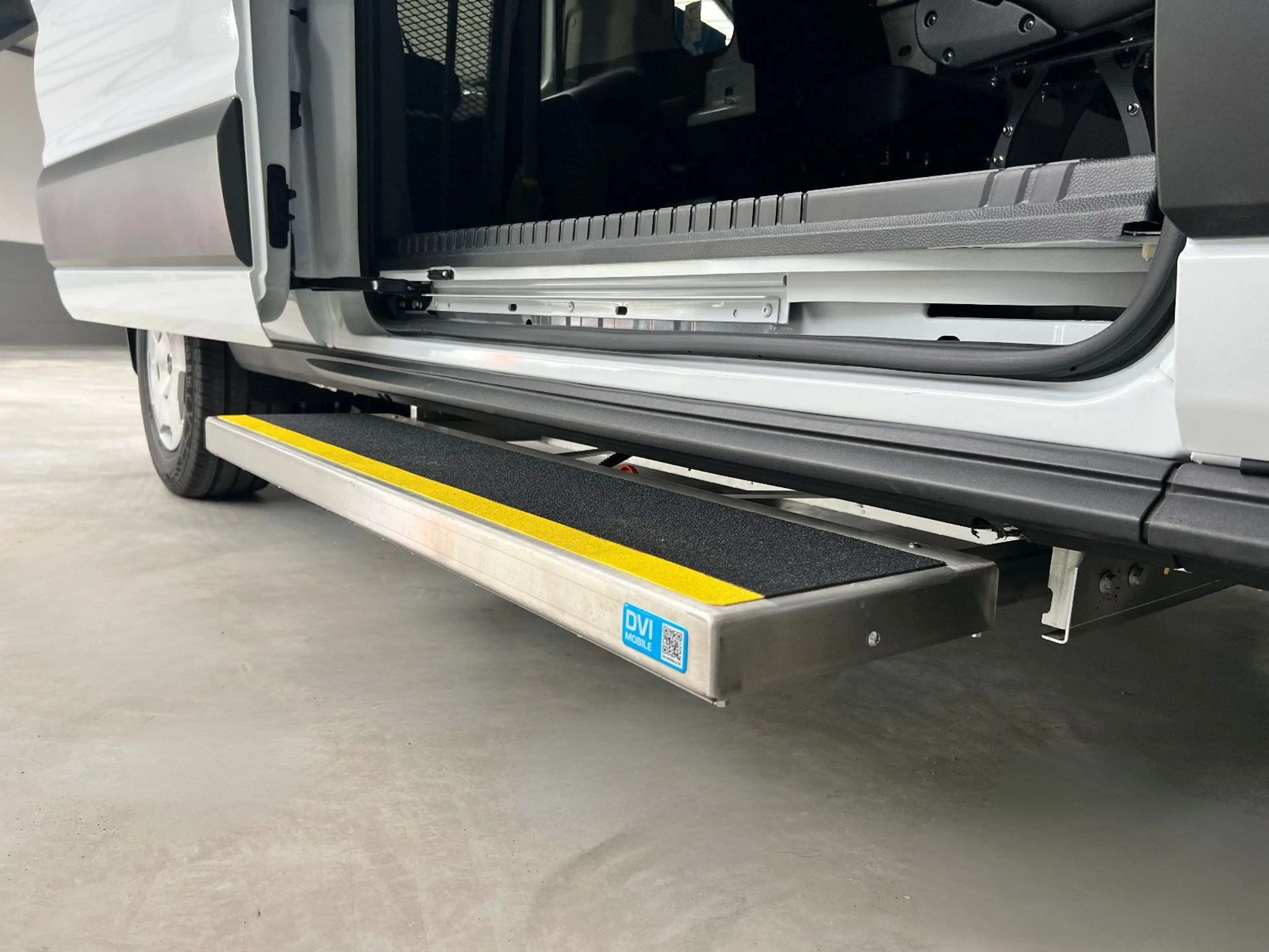 Ford Transit Kombi Trend KMP/BTW Rollstuhllift AMF — photo 9