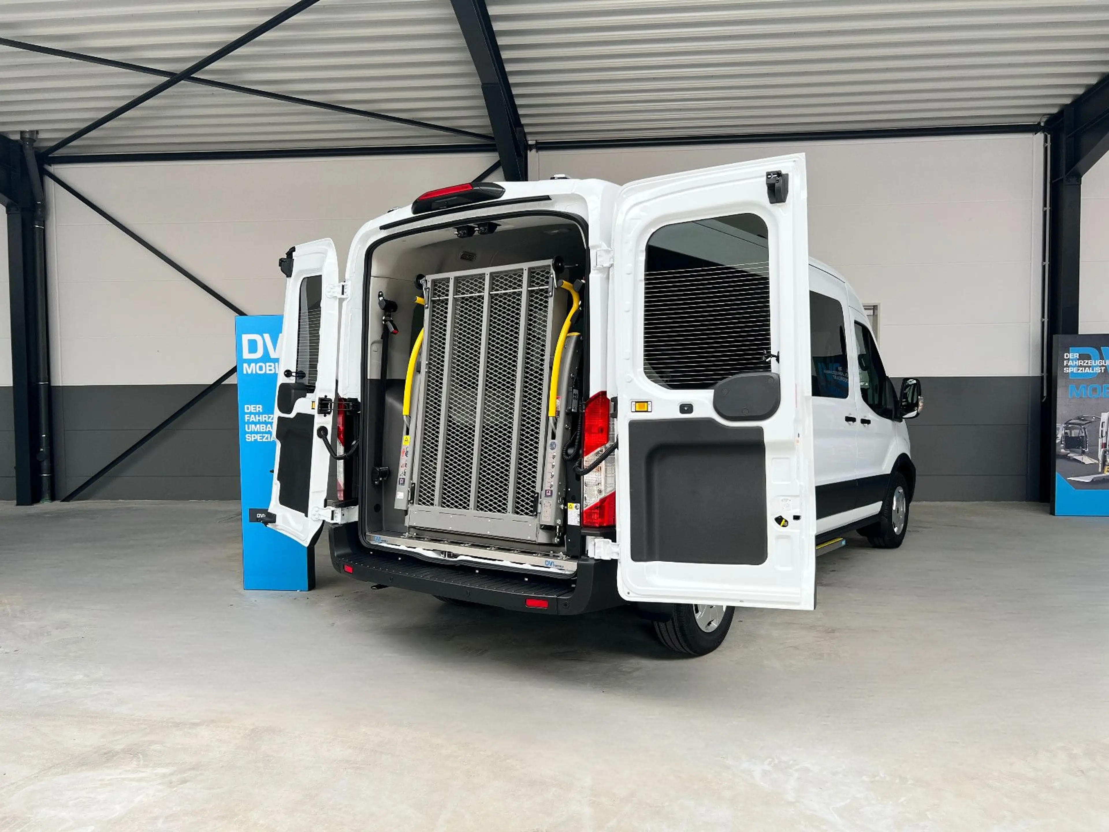 Ford Transit Kombi Trend KMP/BTW Rollstuhllift AMF — photo 2