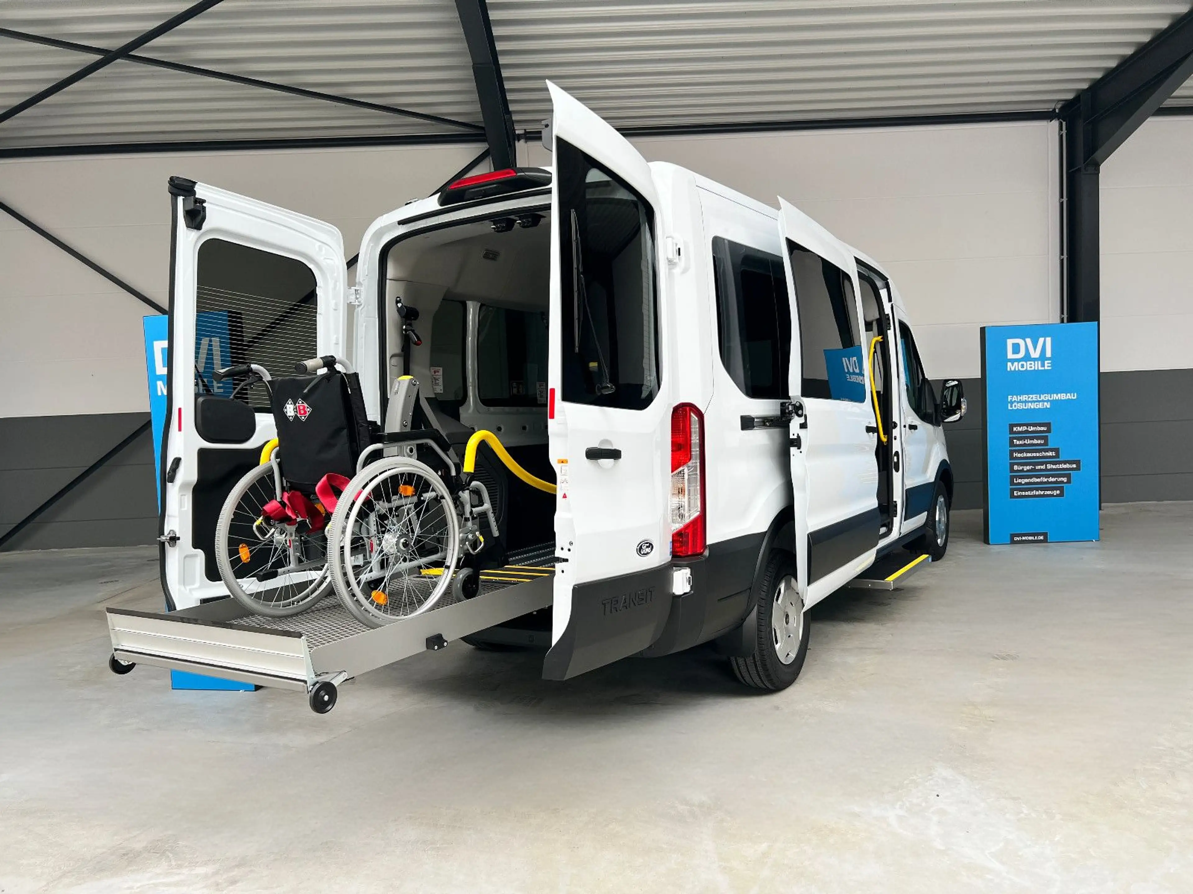 Ford Transit Kombi Trend KMP/BTW Rollstuhllift AMF — photo 5