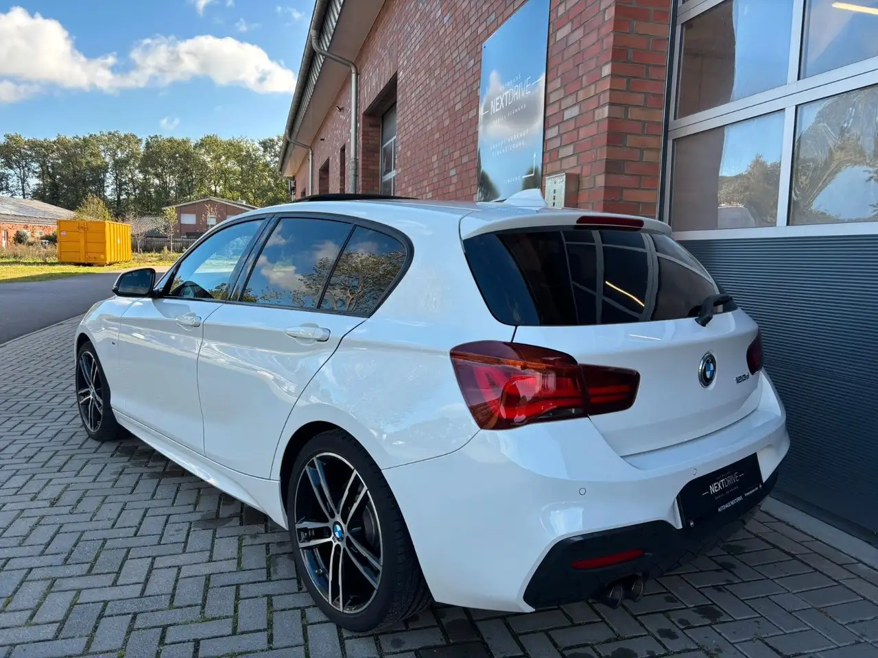 2018 BMW 120 d *M Sport Shadow*H/K*AHK*Adapt.LED*Scheckhef, photograph 2