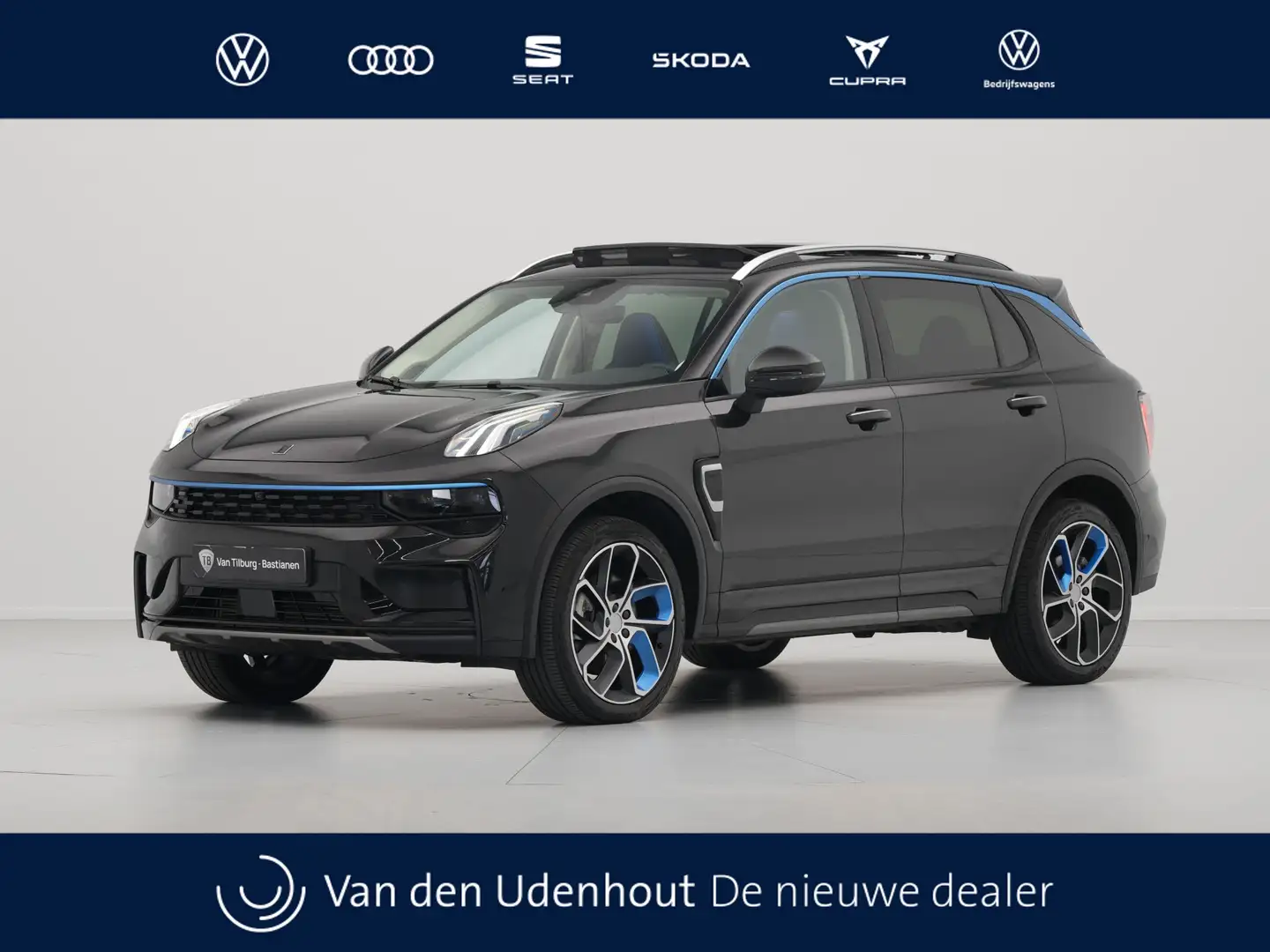 Lynk & Co 01 1.5 Panorama Camera Stoelverwarming Side Assist Ca Schwarz - 1
