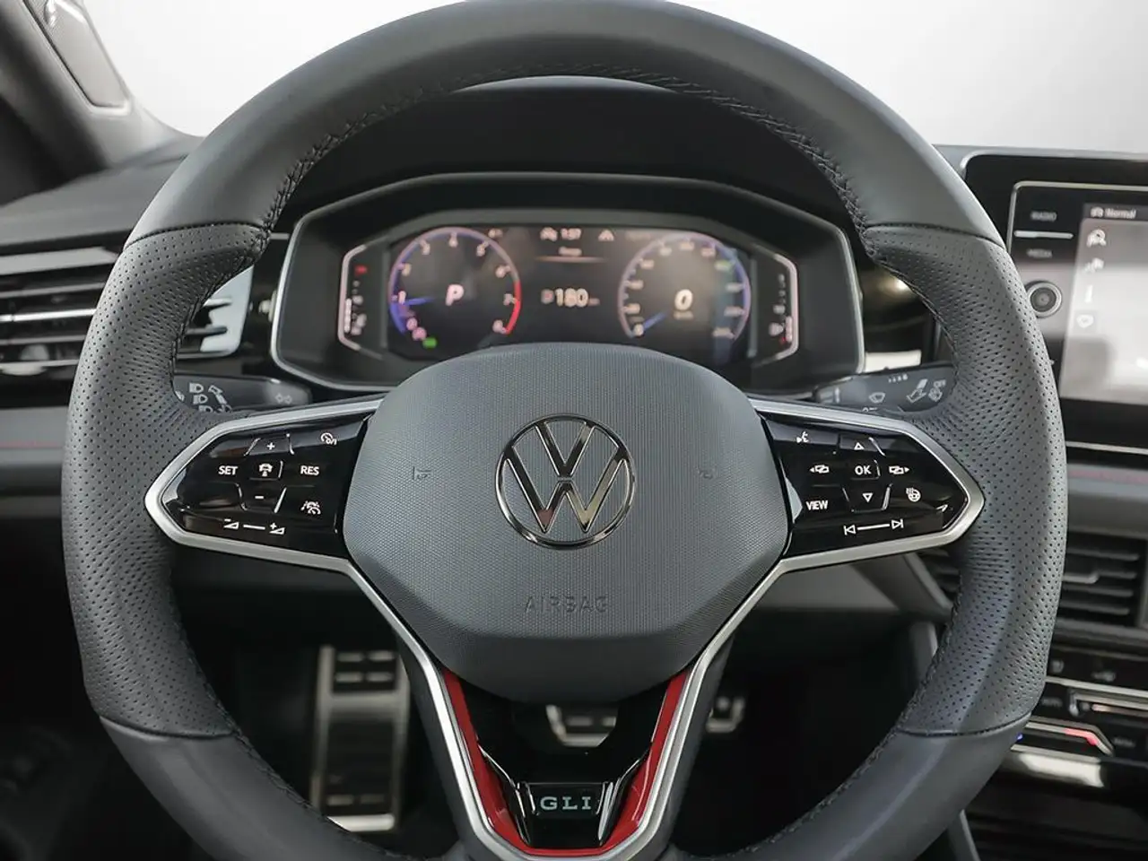 Volkswagen Jetta снимка Volkswagen Jetta