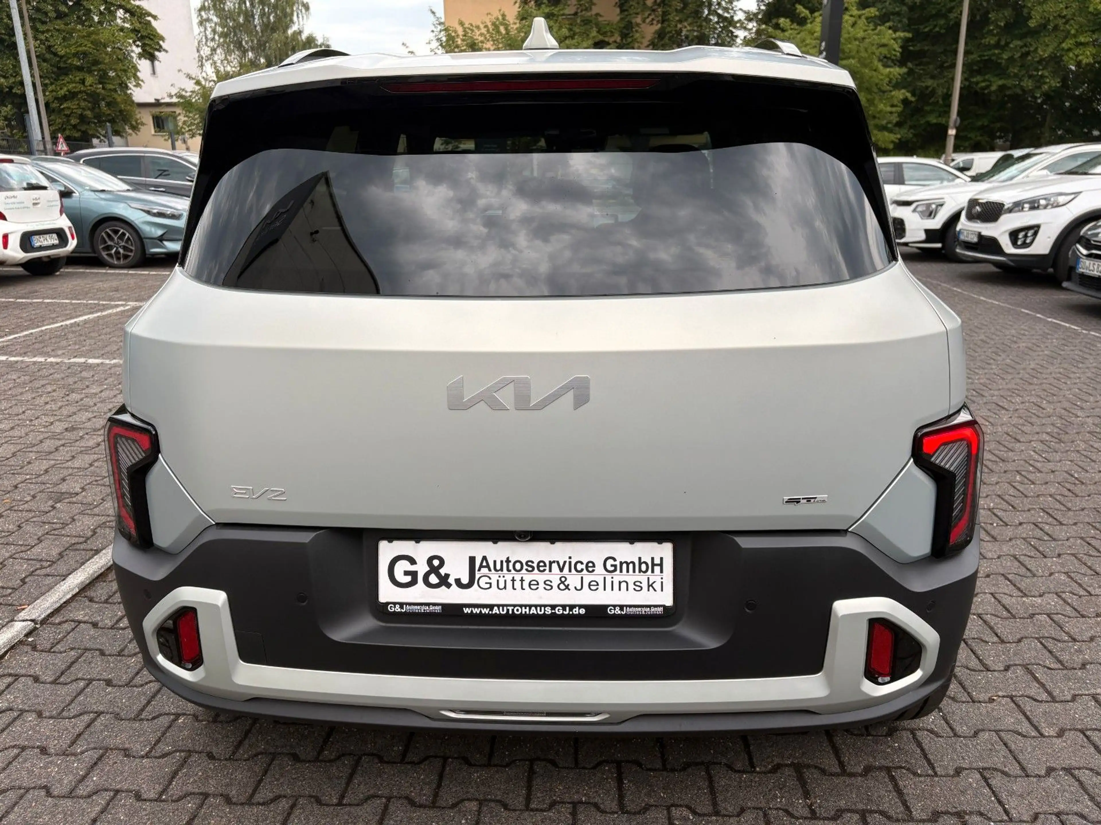 Kia EV2 — photo 9