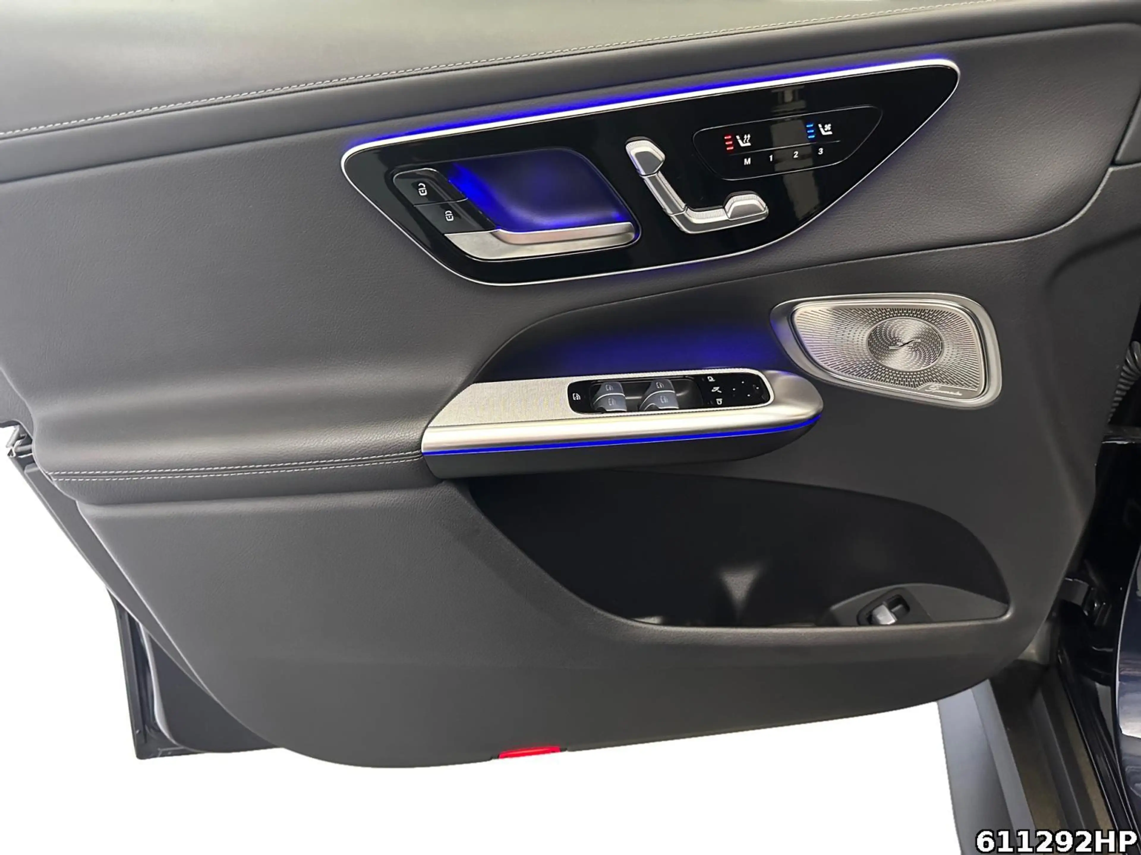 Mercedes-Benz GLC 400 e 4M AMG Night DIGITAL AIRMATIC Burmeste — photo 14