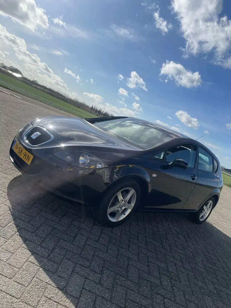 SEAT Leon 1.6 Reference - 1