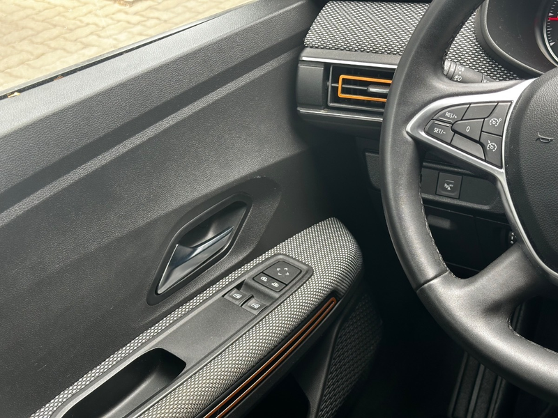 Dacia Sandero III (10.2020->) Stepway Comfort — photo 15