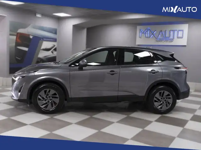 Nissan Qashqai view 3