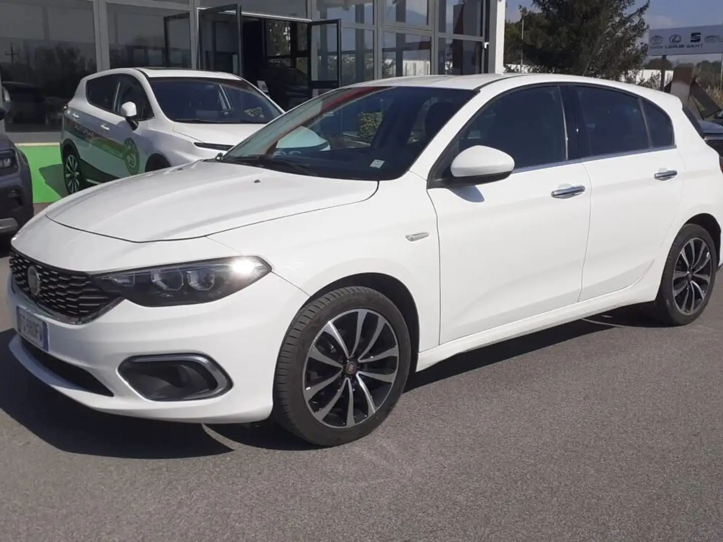 Fiat Tipo Tipo 5 porte II 2016 5p 1.6 mjt Lounge s White - 2