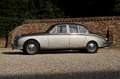 Jaguar MK II 2 3.4 Litre "Restored condition" Presented in the Gris - thumbnail 34